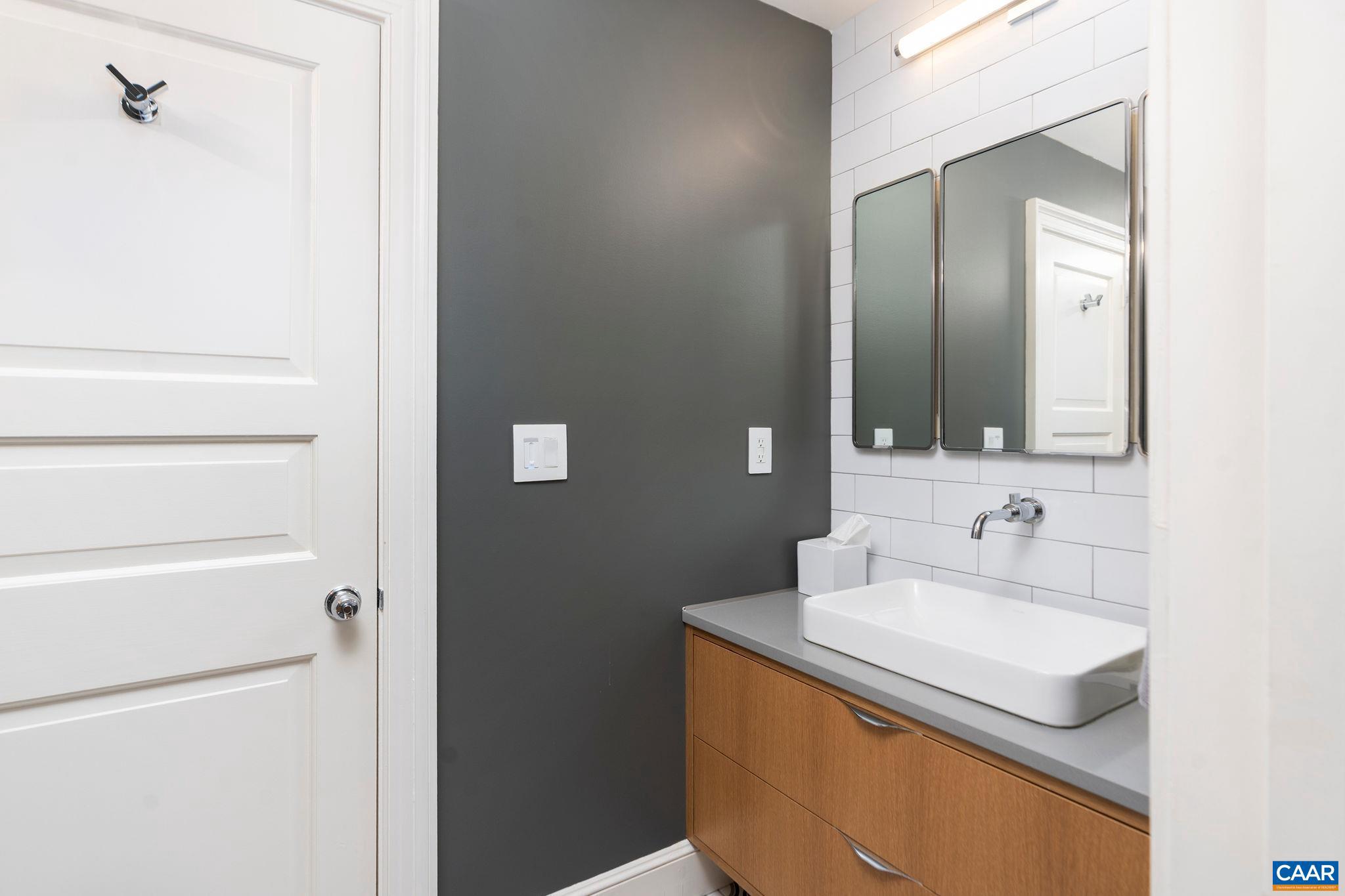 FAIRWAY HILLS - Residential