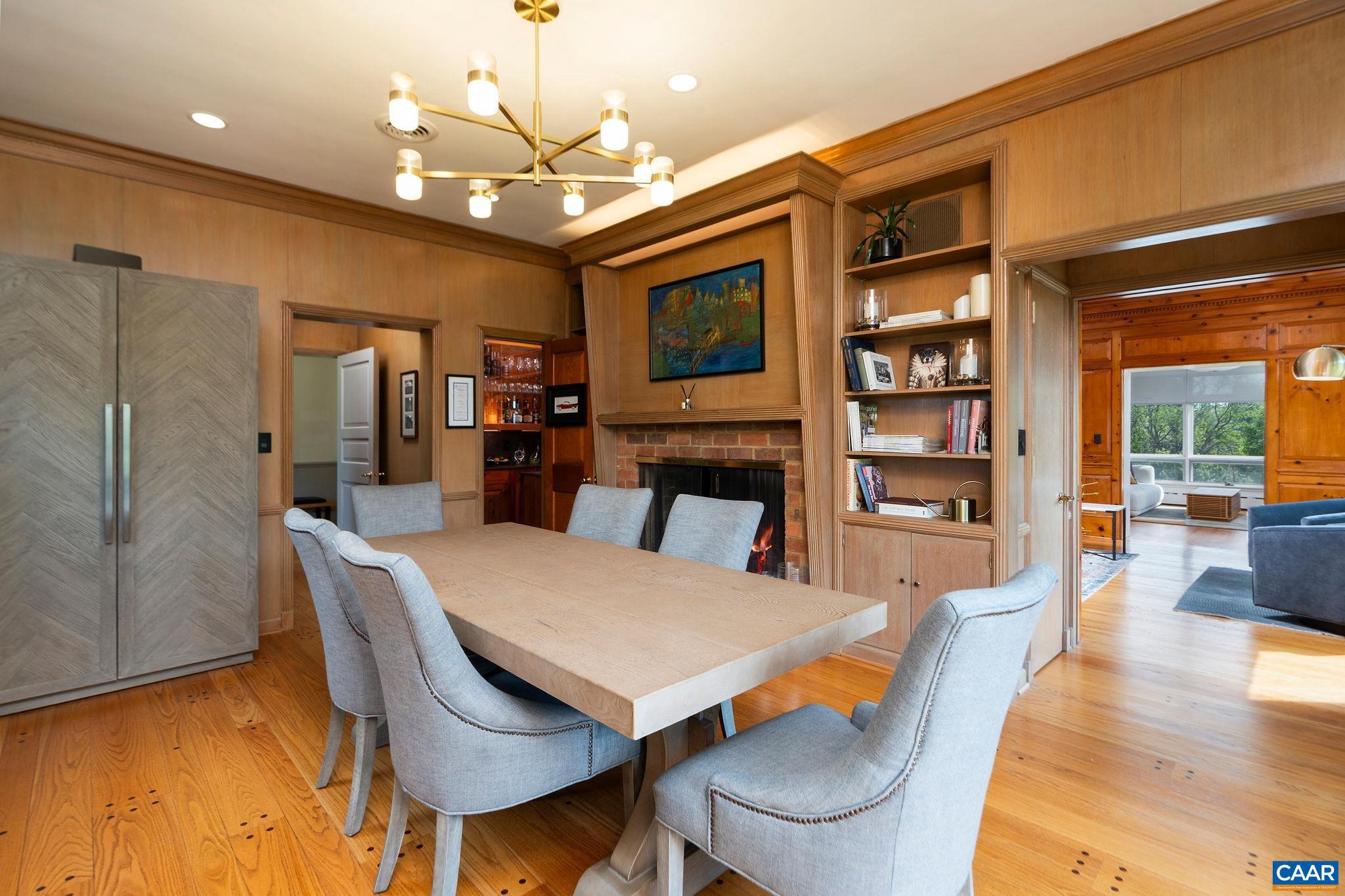 FAIRWAY HILLS - Residential