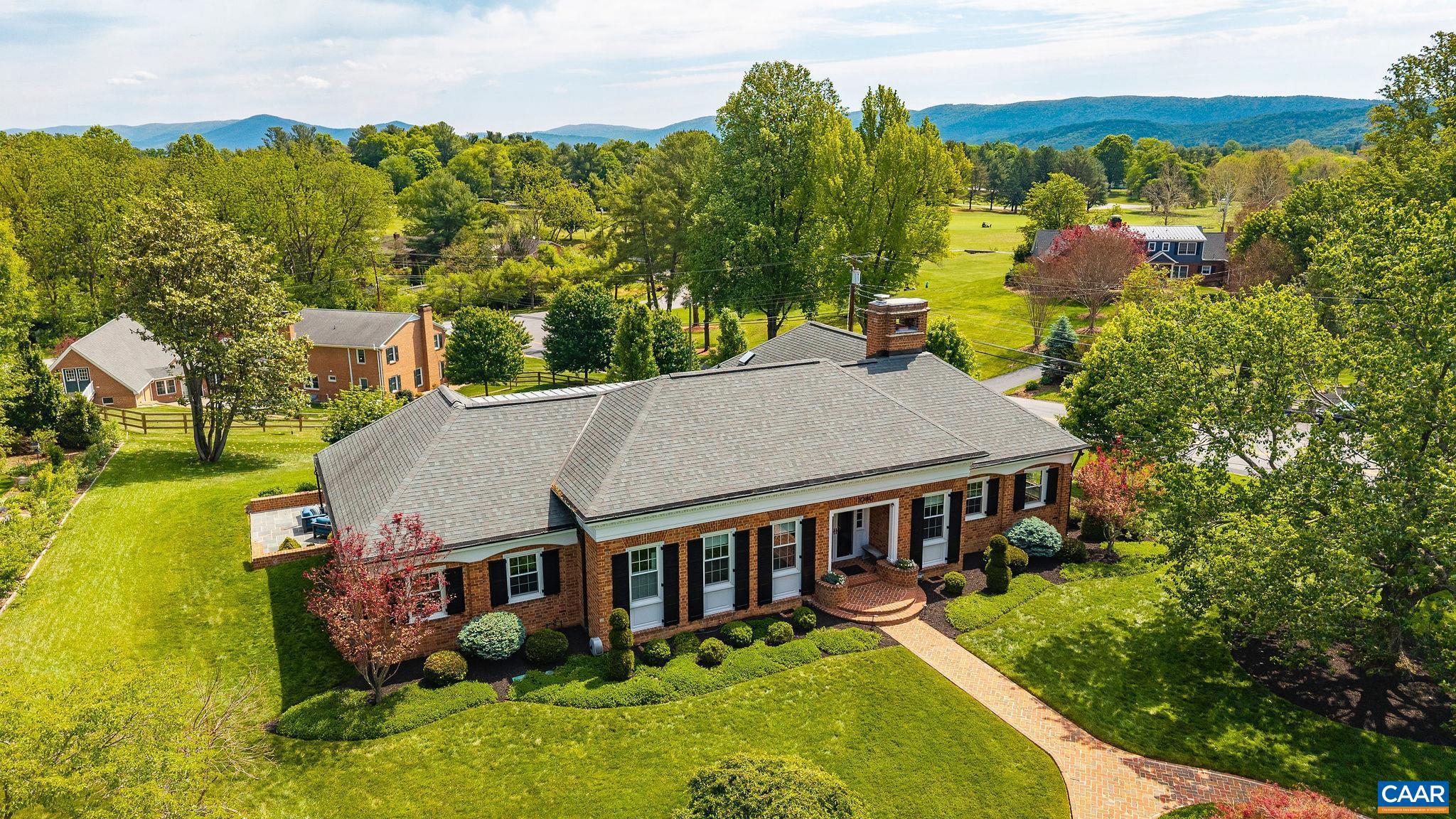 FAIRWAY HILLS - Residential