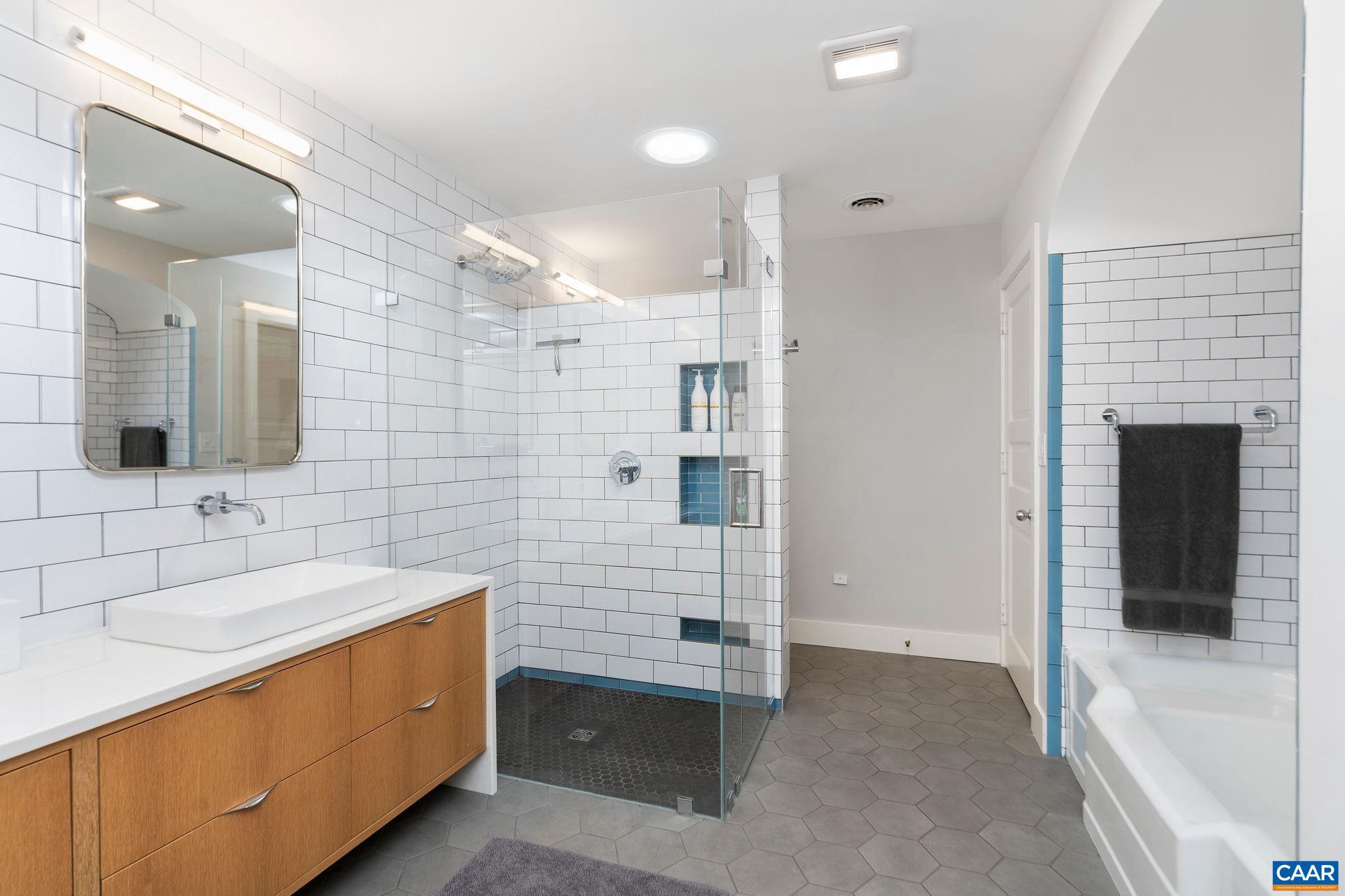FAIRWAY HILLS - Residential