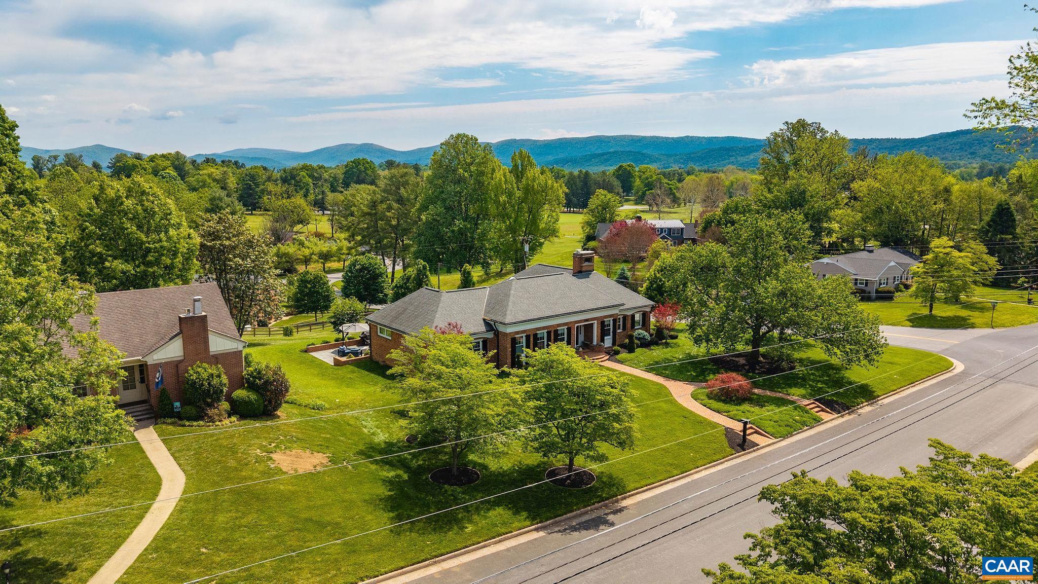 FAIRWAY HILLS - Residential