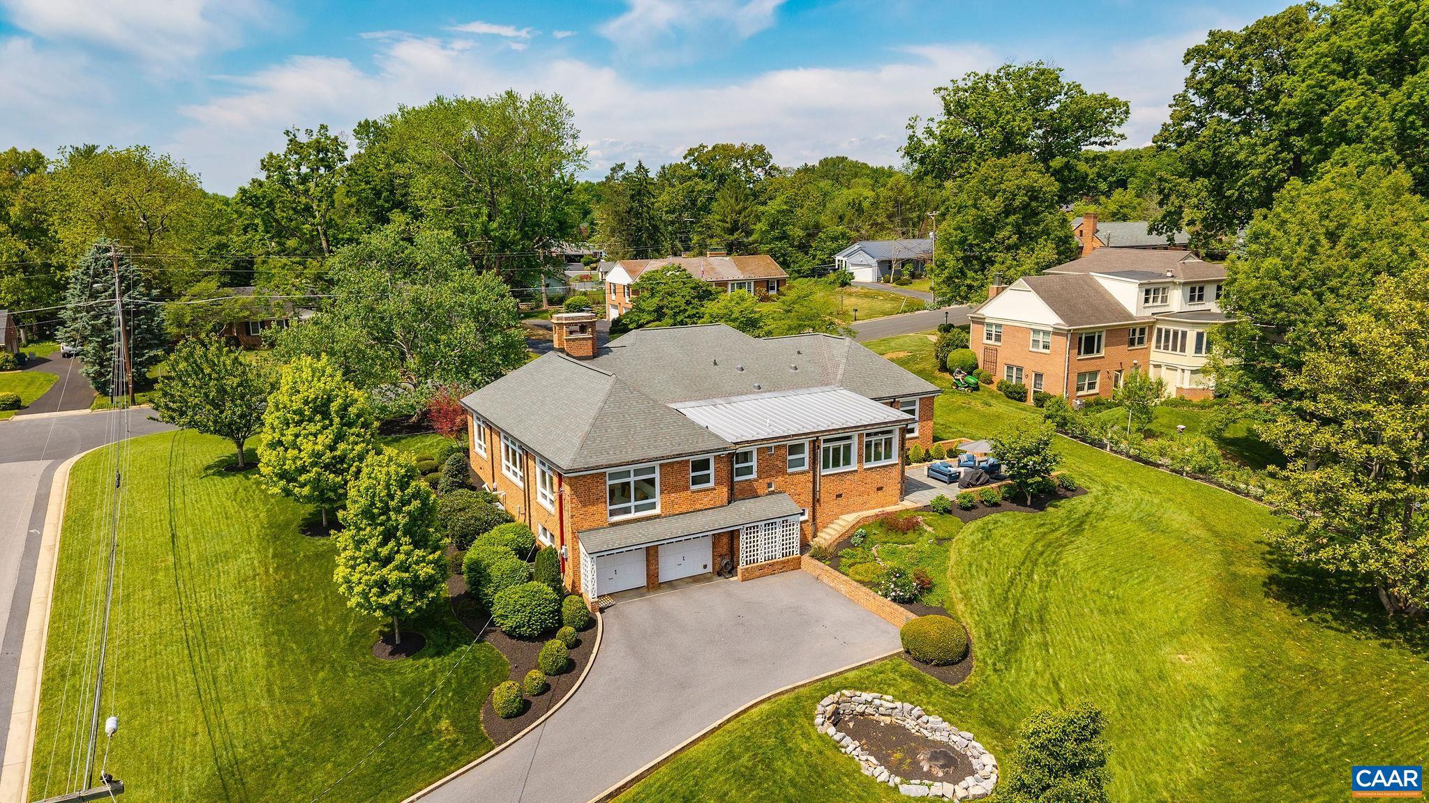 FAIRWAY HILLS - Residential
