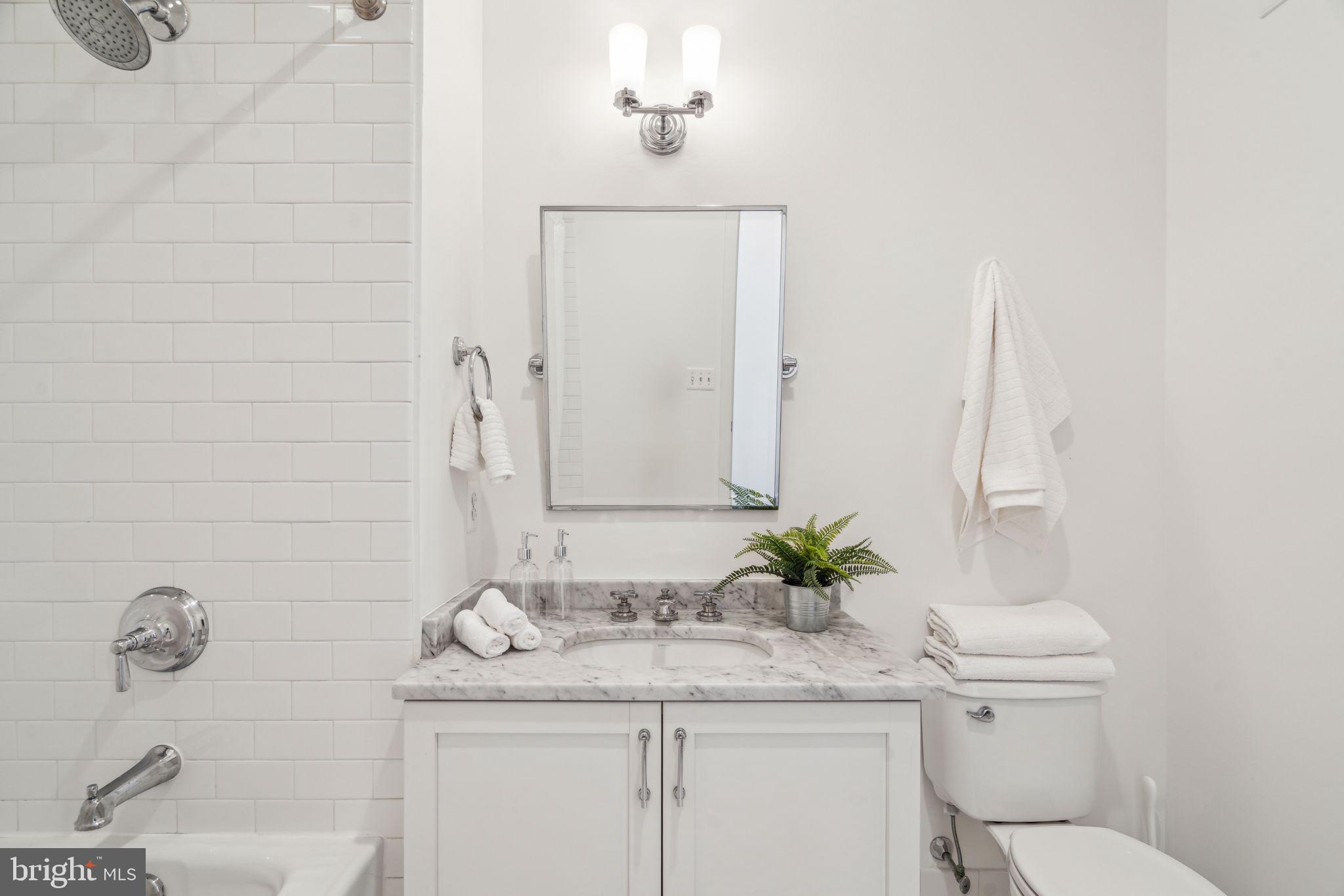 GRADUATE HOSPITAL - Residential