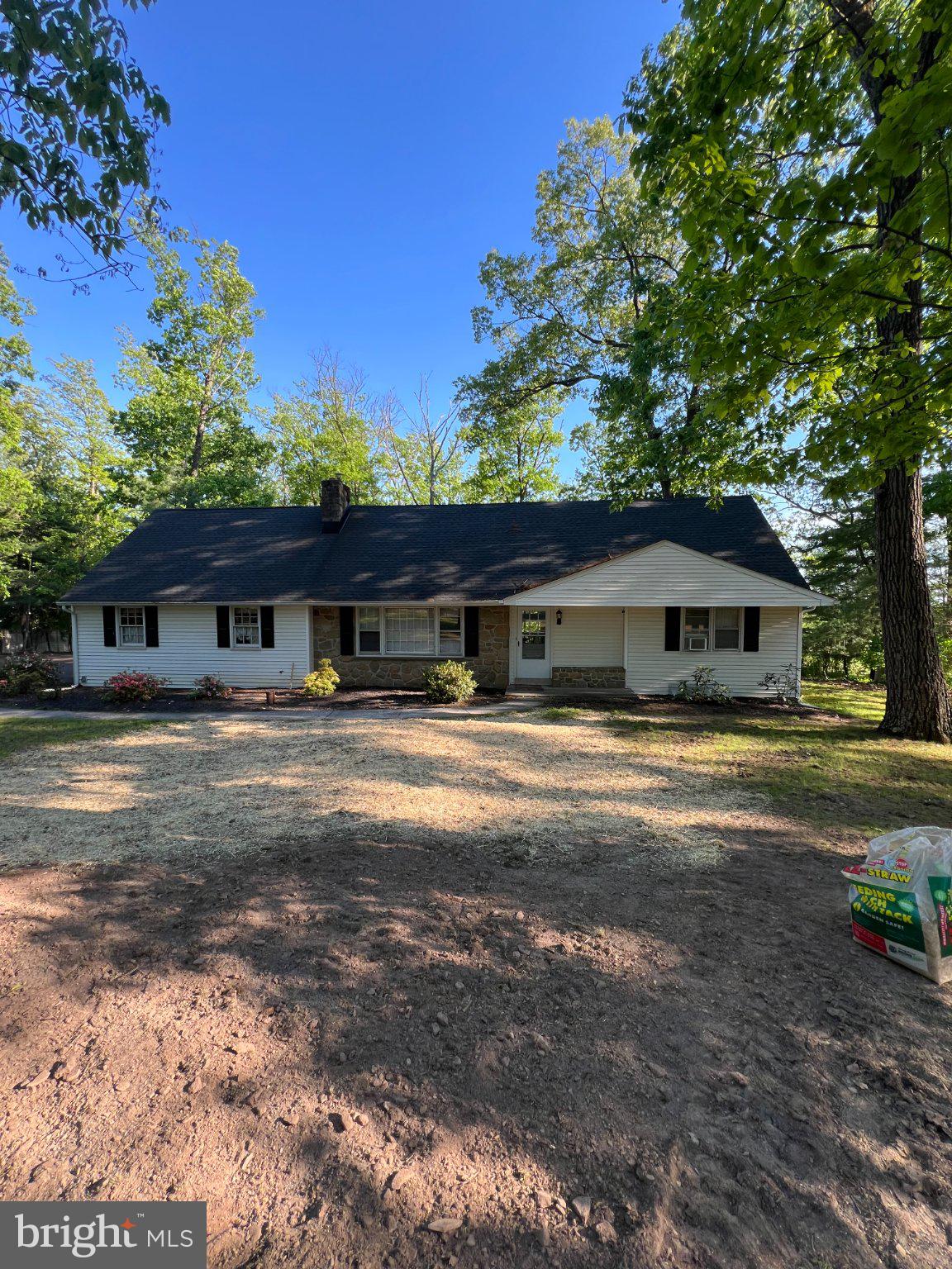 HILLTOWN - Residential
