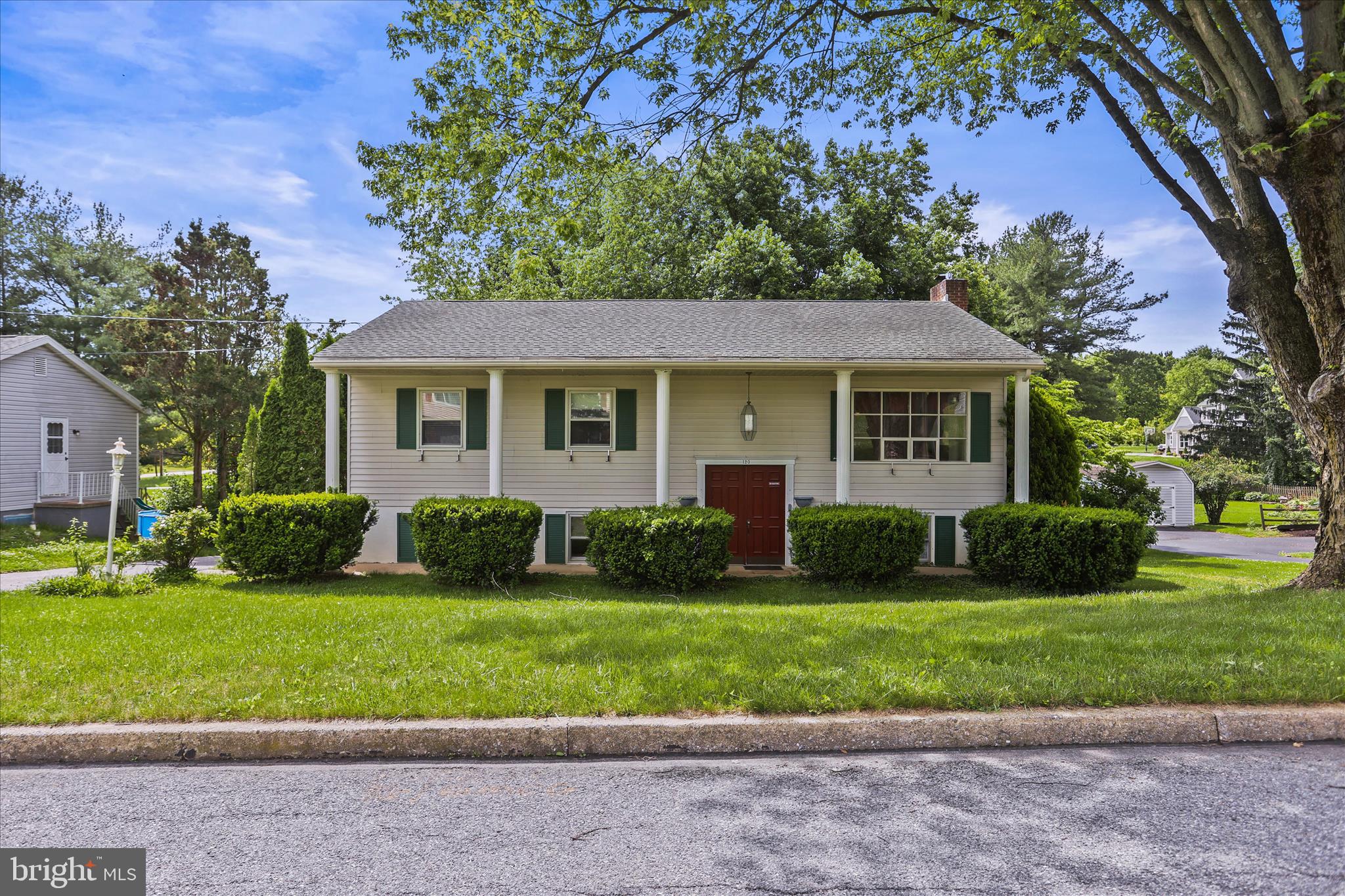 HOMELAND GARDENS - Residential