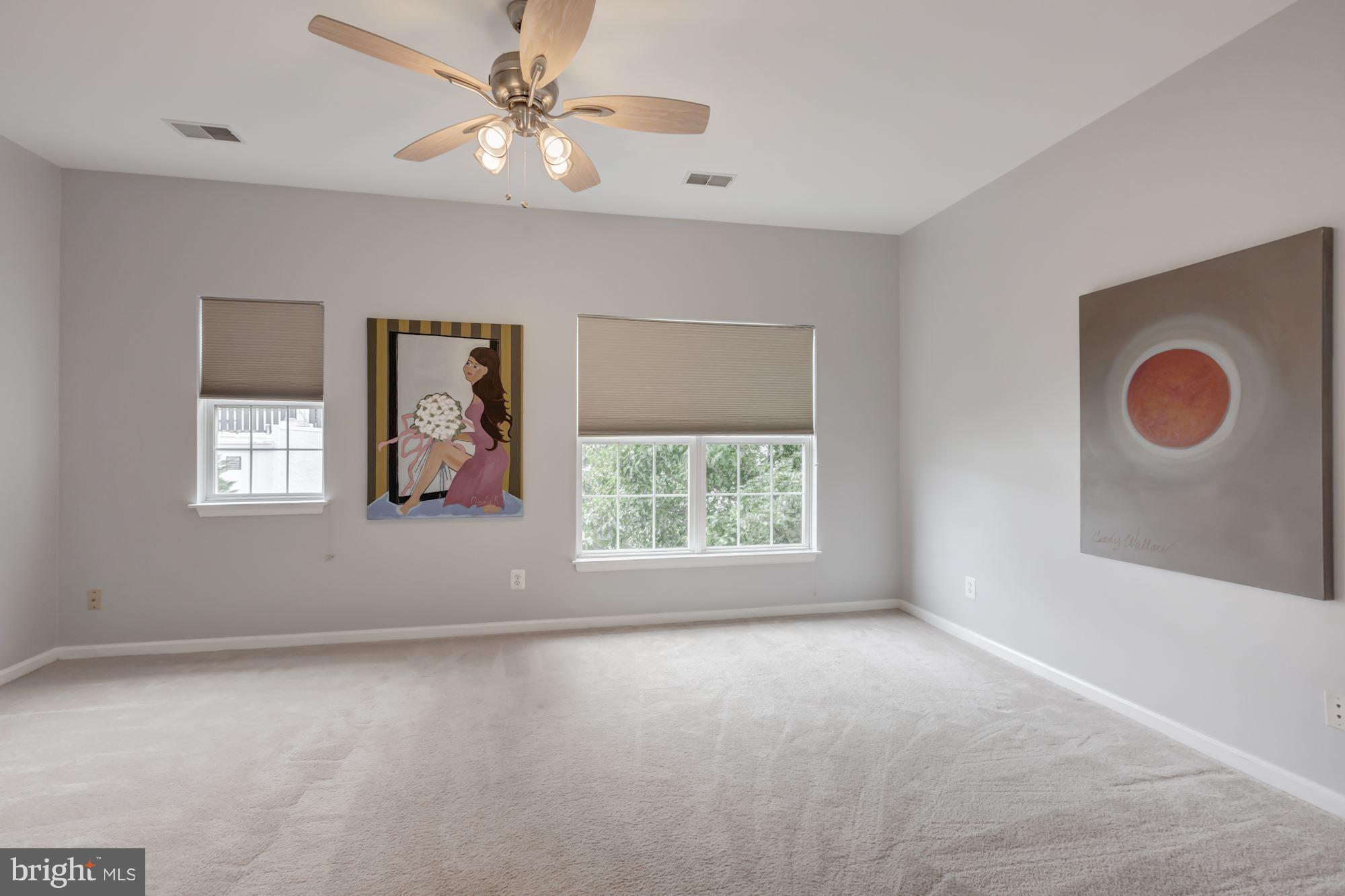 CAMERON STATION - Residential