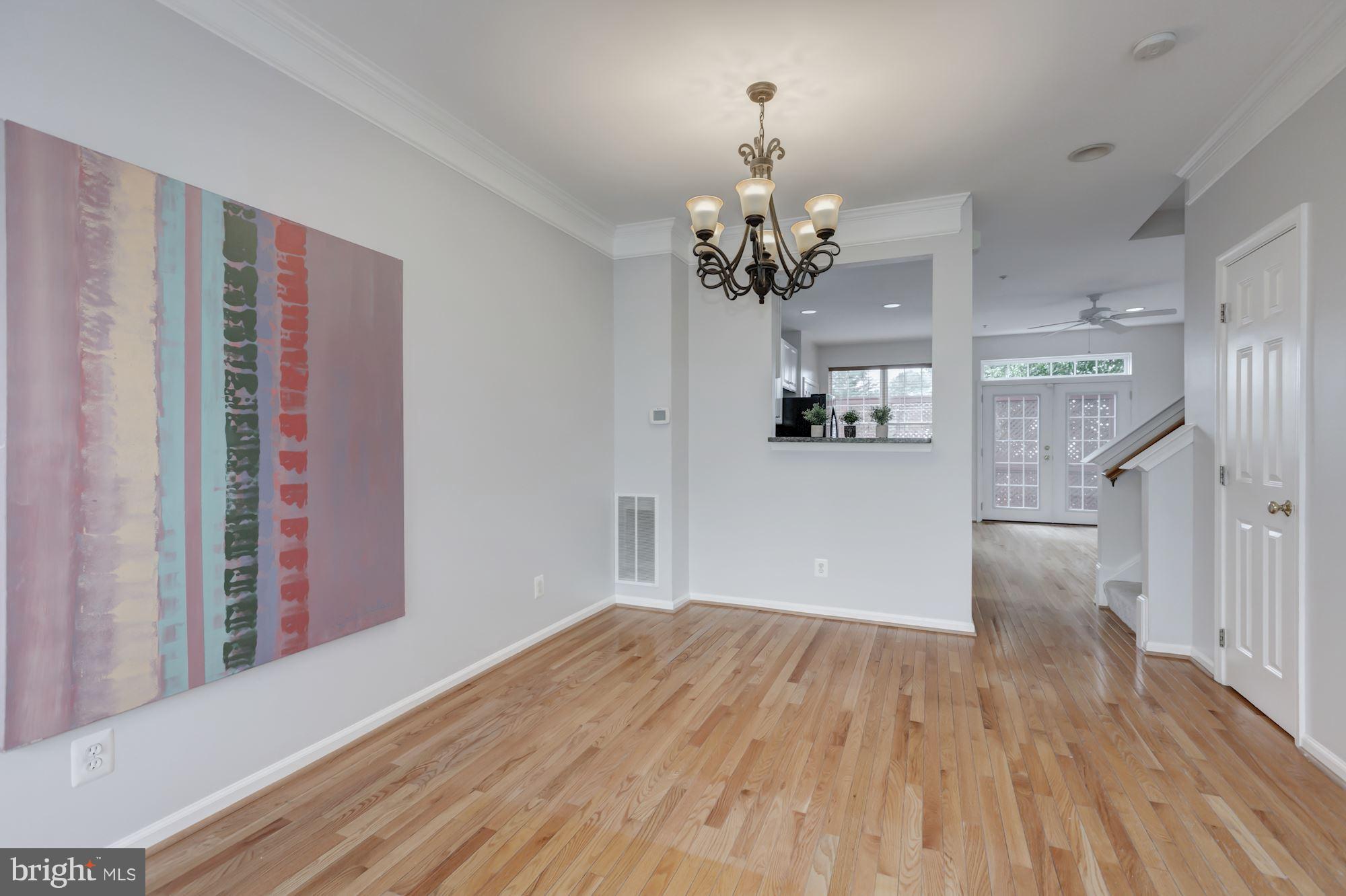 CAMERON STATION - Residential