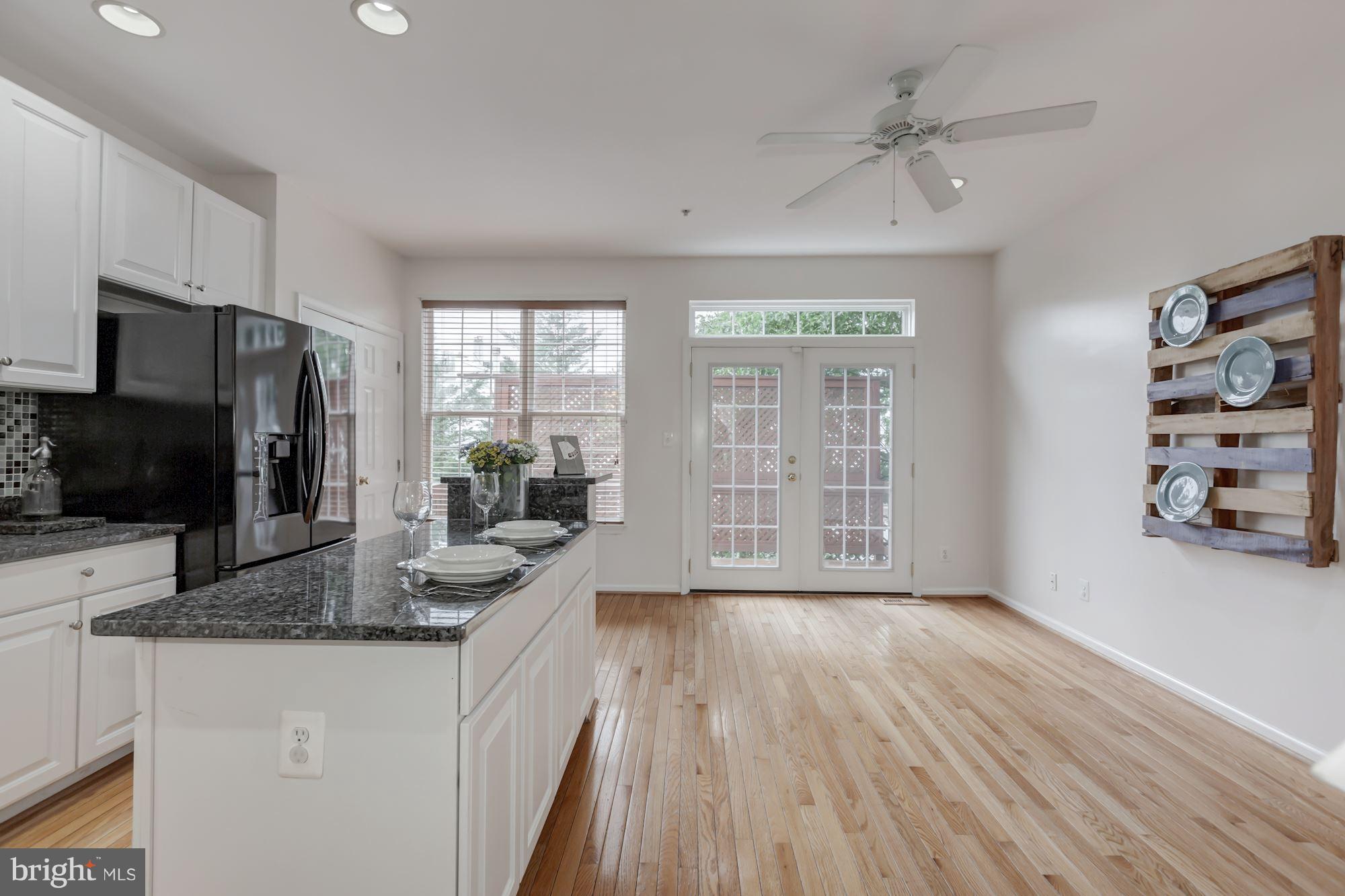 CAMERON STATION - Residential