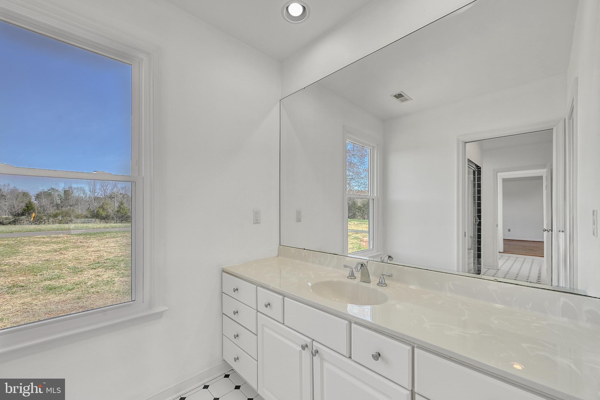 GREENSPRINGS - Residential