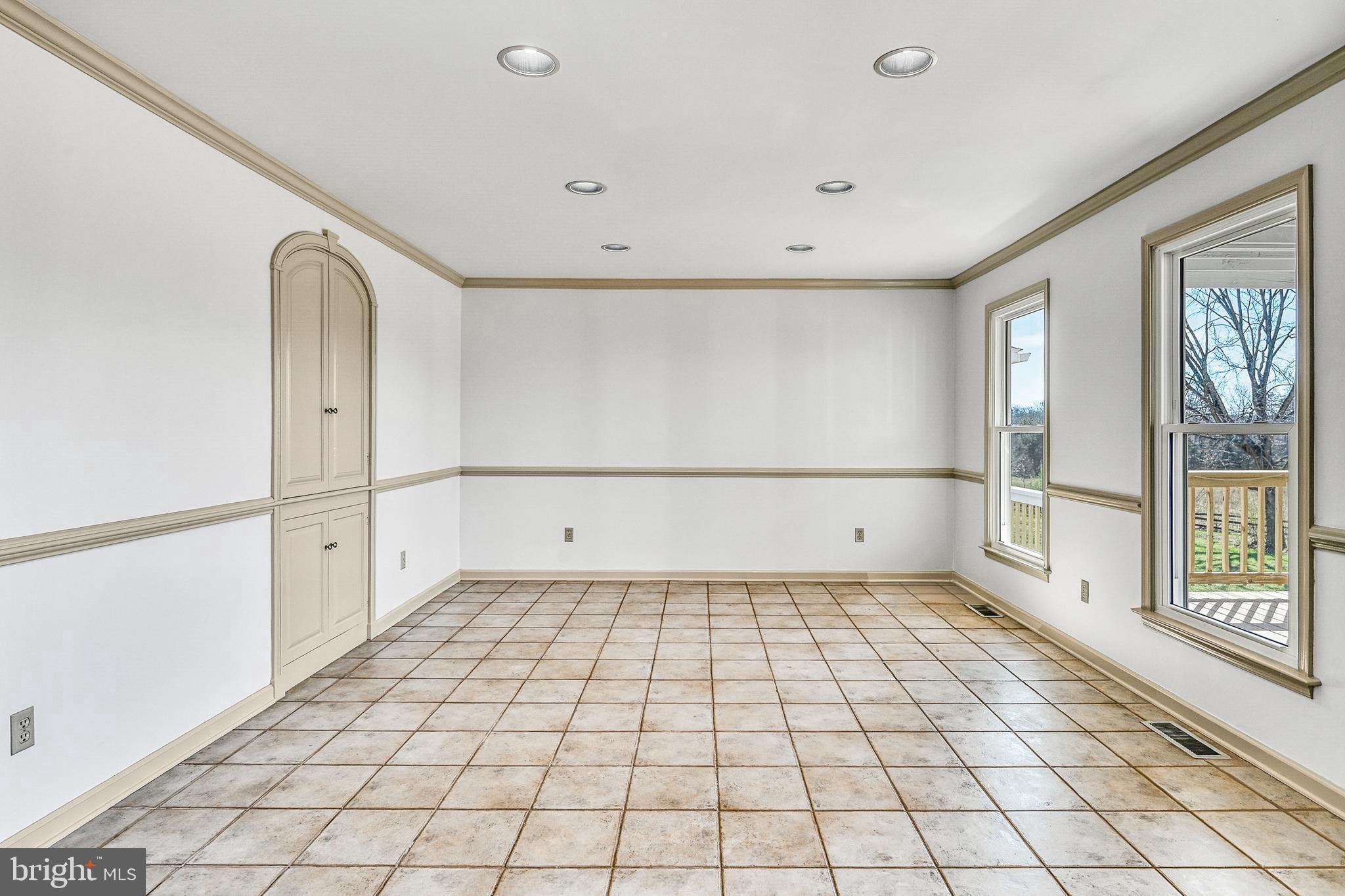 GREENSPRINGS - Residential