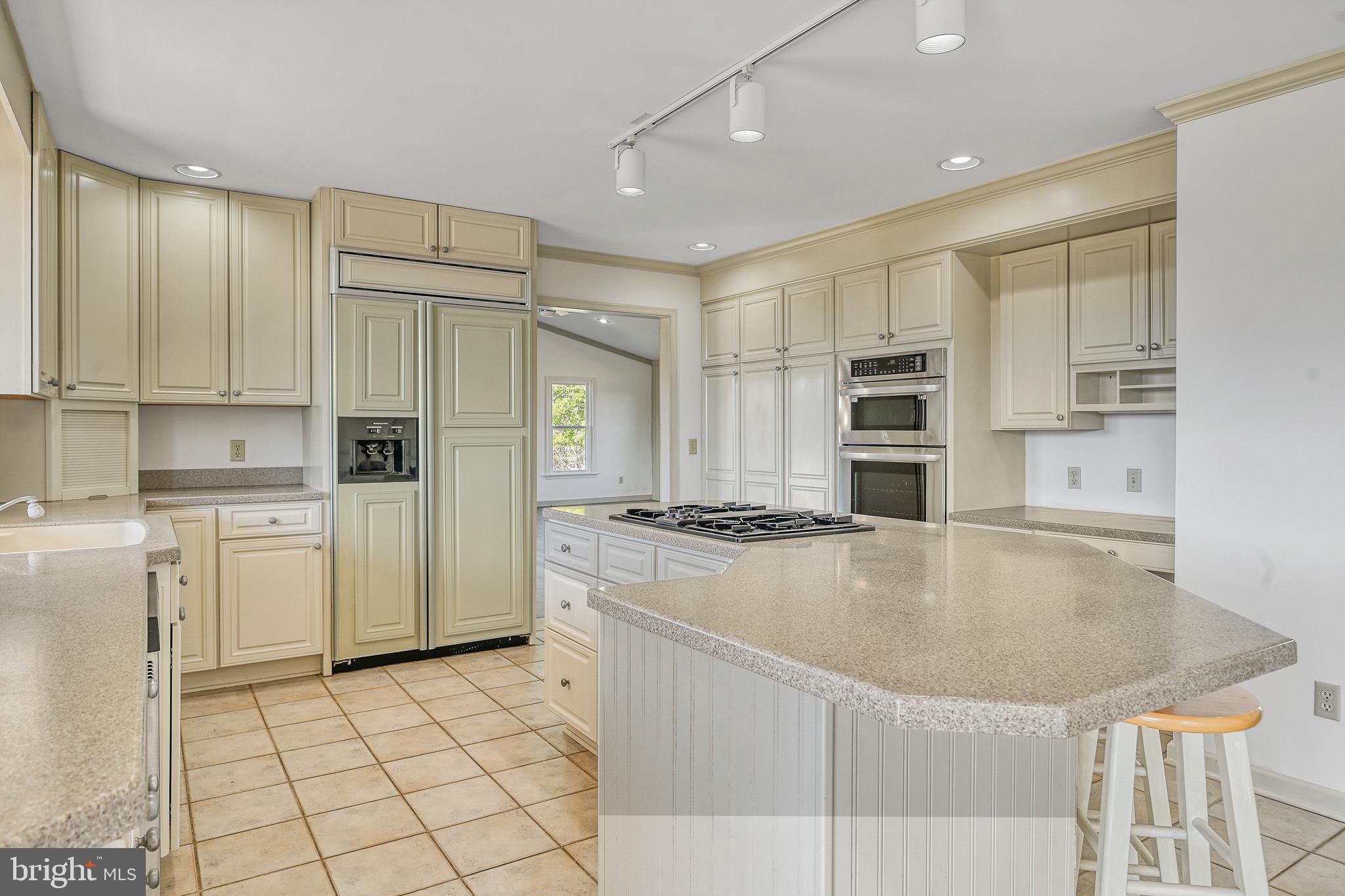 GREENSPRINGS - Residential