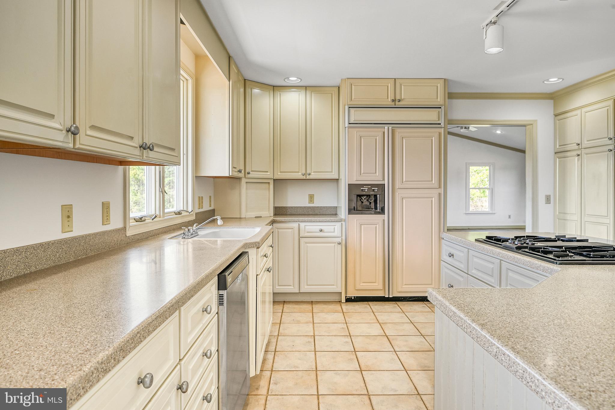 GREENSPRINGS - Residential