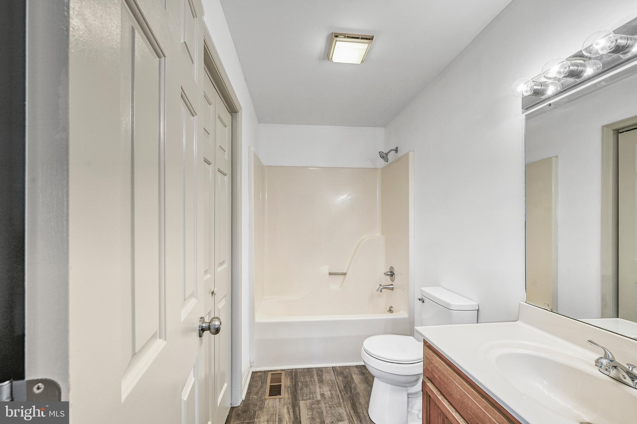 GREENSPRINGS - Residential