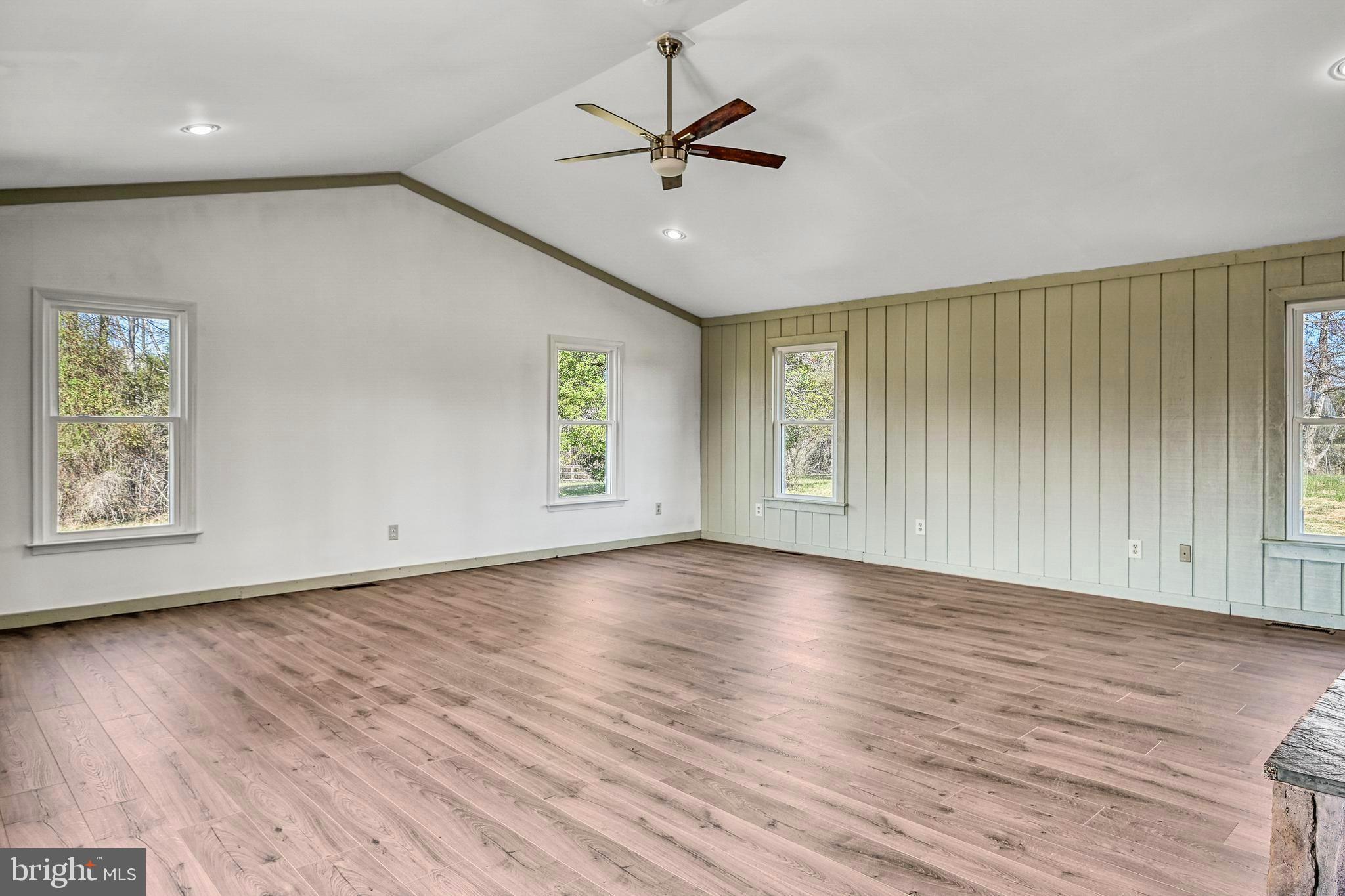 GREENSPRINGS - Residential