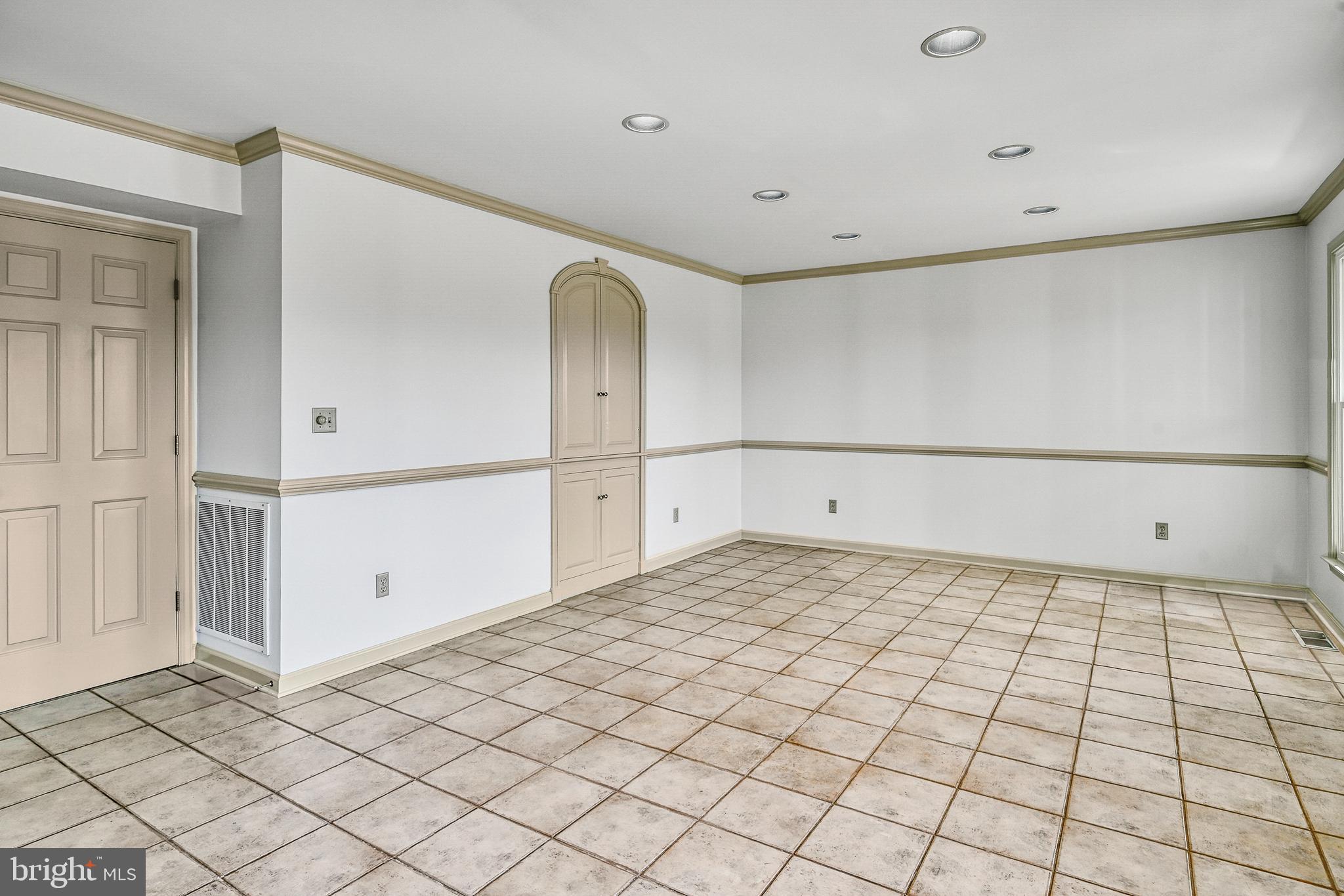 GREENSPRINGS - Residential