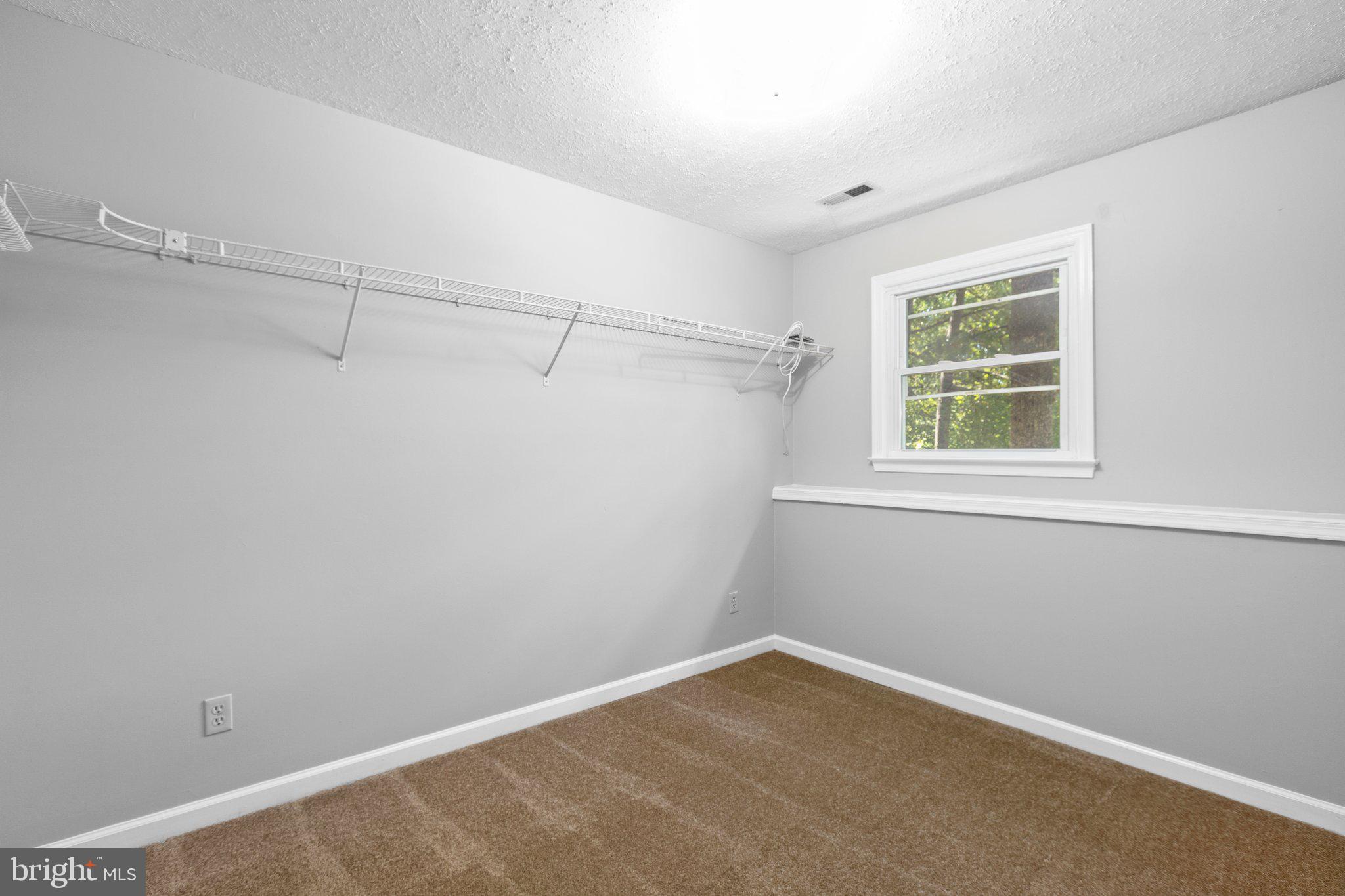 PLANTATION FOREST - Residential Lease