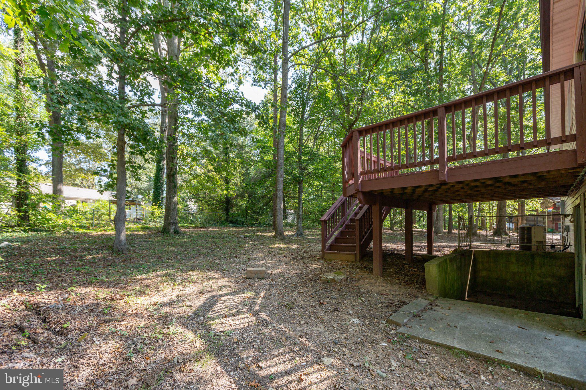 PLANTATION FOREST - Residential Lease