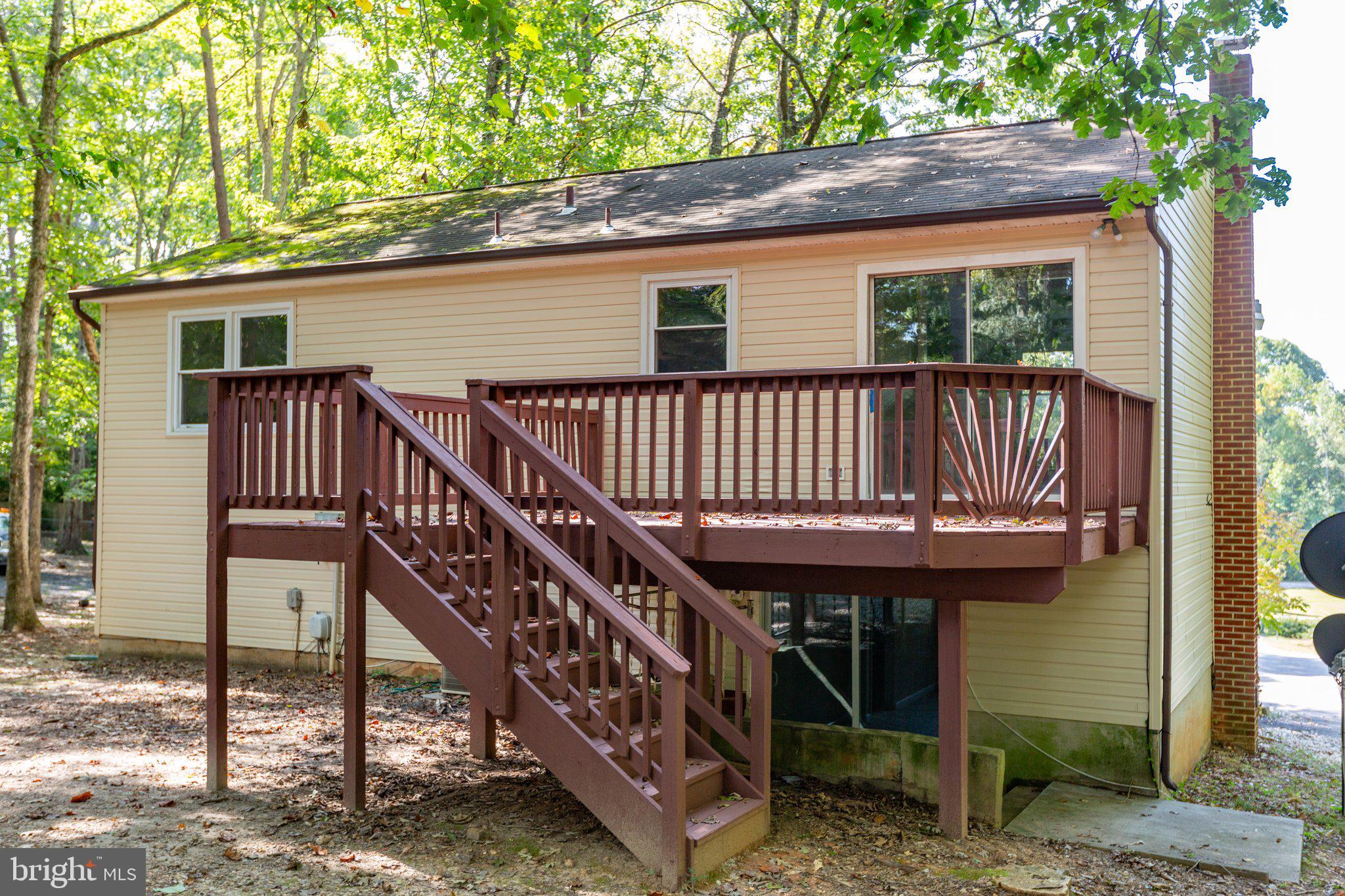 PLANTATION FOREST - Residential Lease