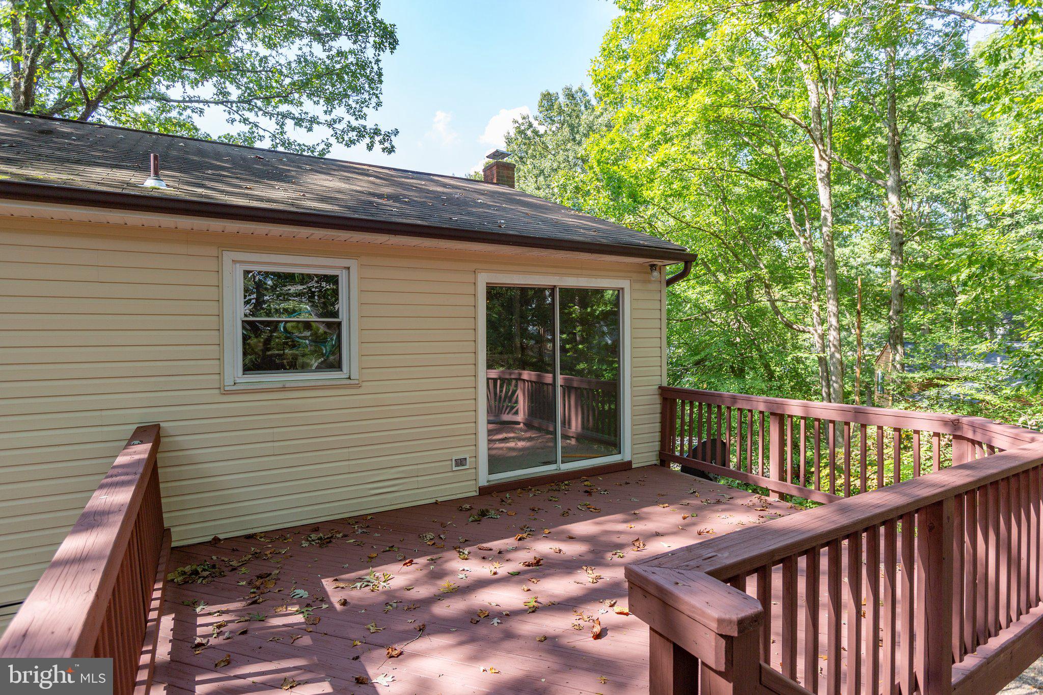 PLANTATION FOREST - Residential Lease