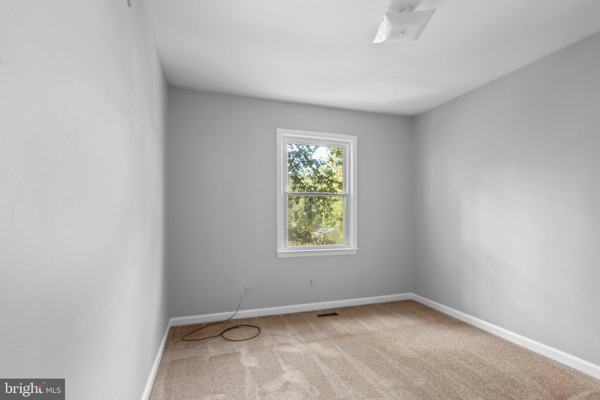 PLANTATION FOREST - Residential Lease