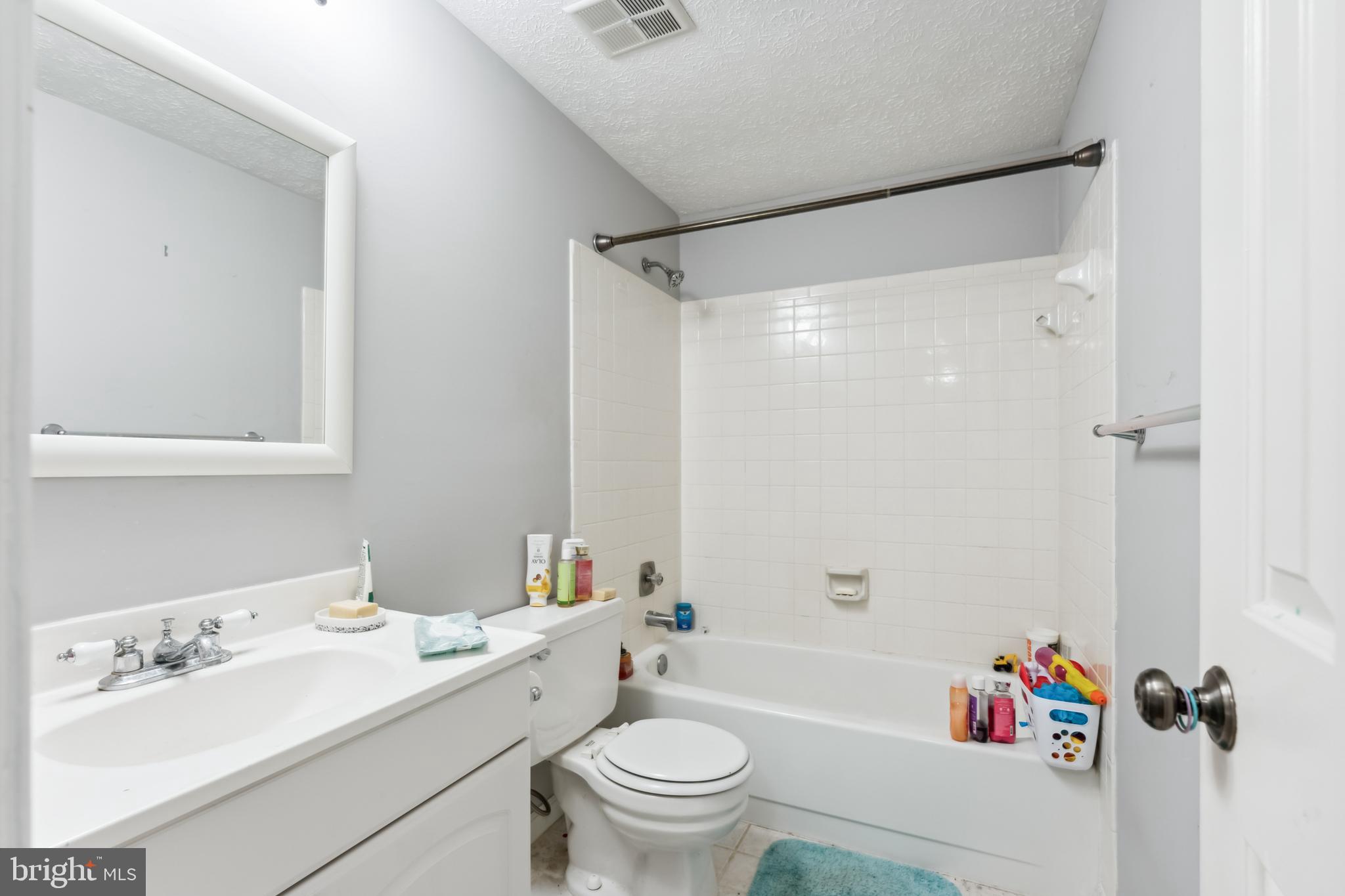 AQUIA HARBOUR - Residential Lease