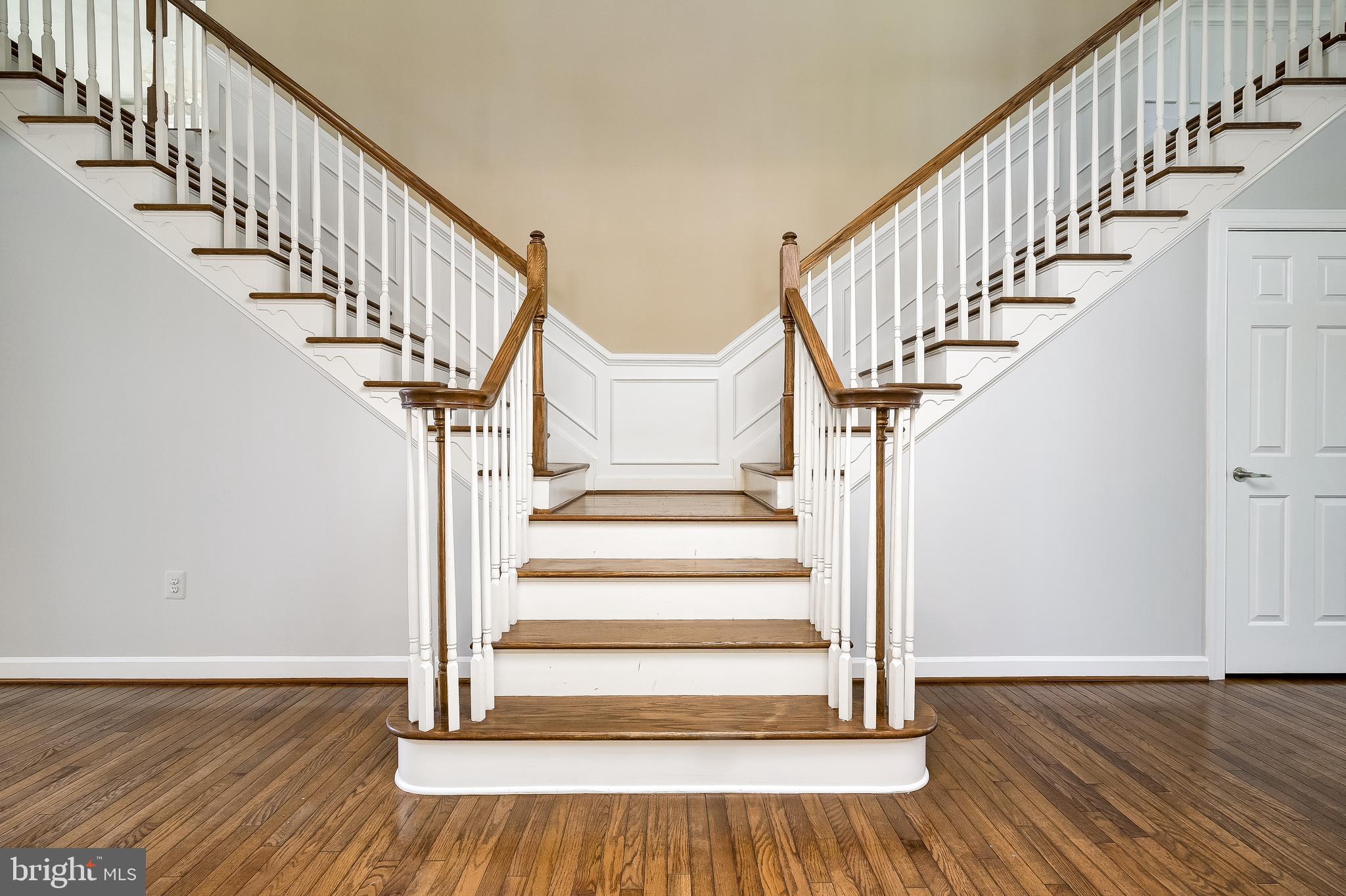 AUTUMN HILLS - Residential