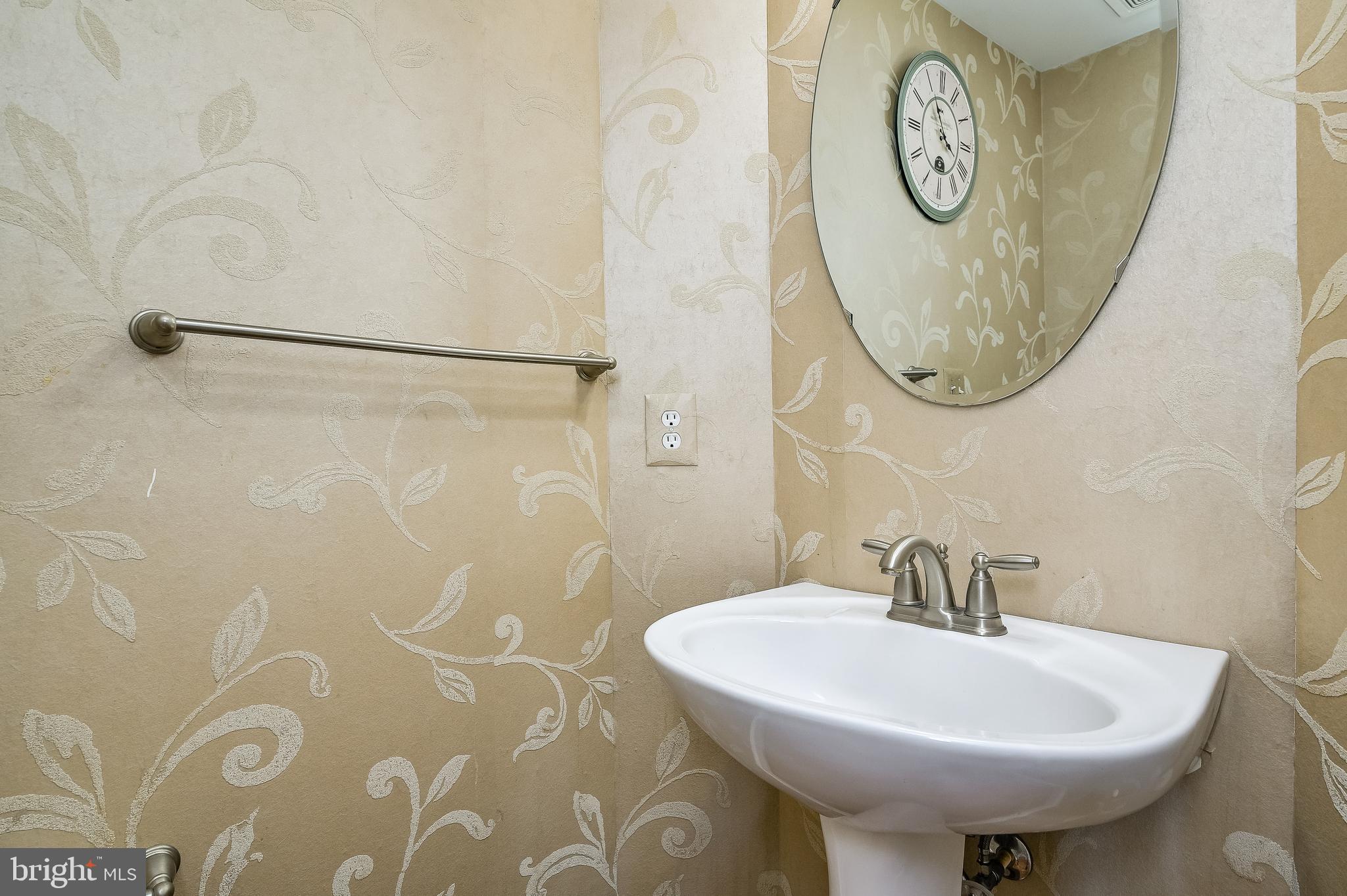 AUTUMN HILLS - Residential