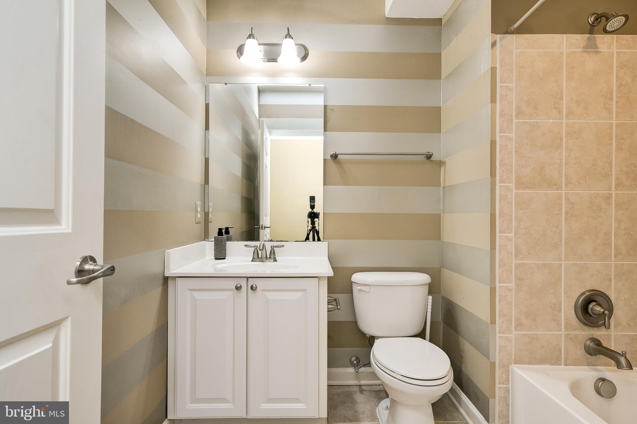 AUTUMN HILLS - Residential