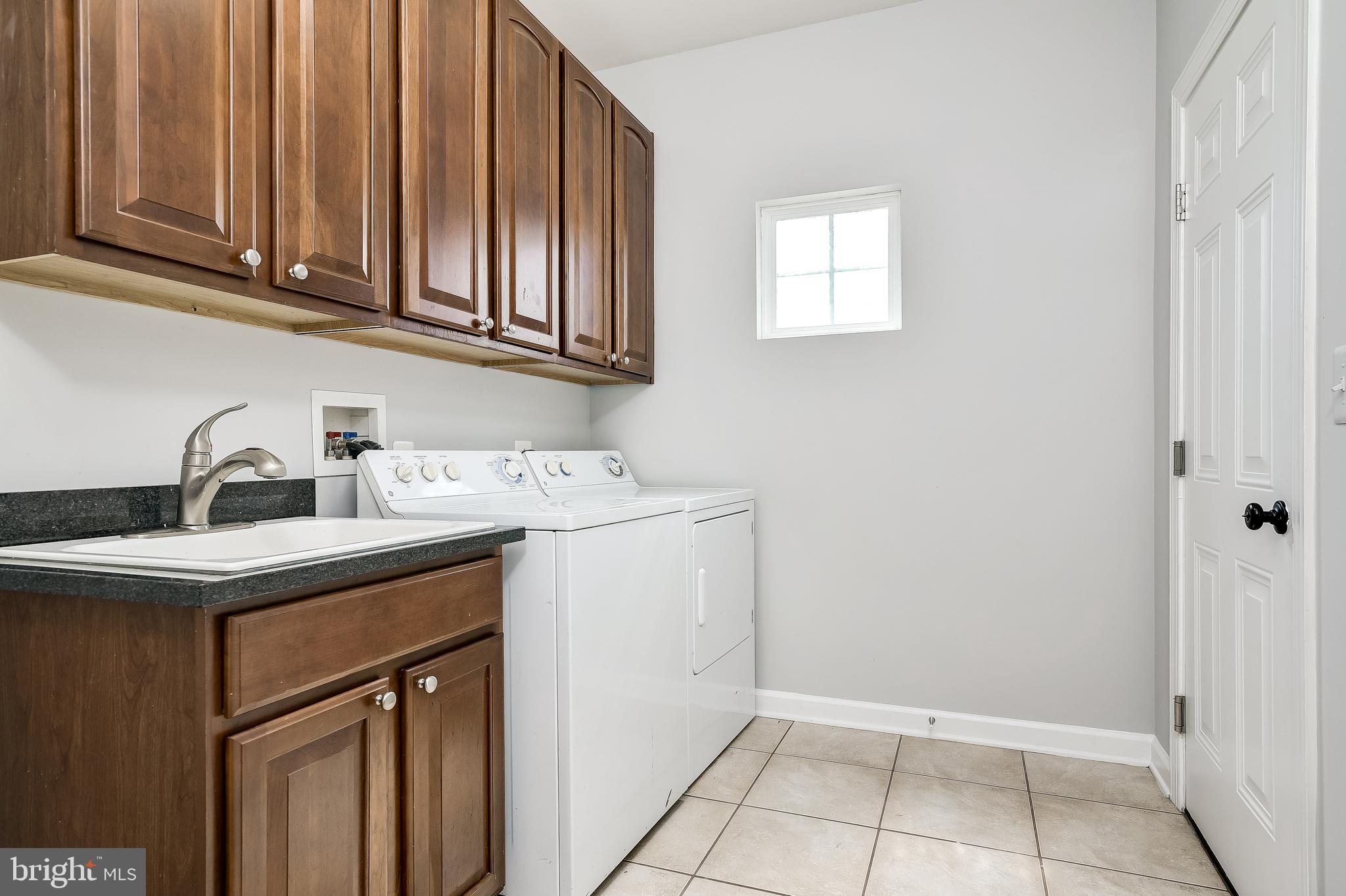 AUTUMN HILLS - Residential