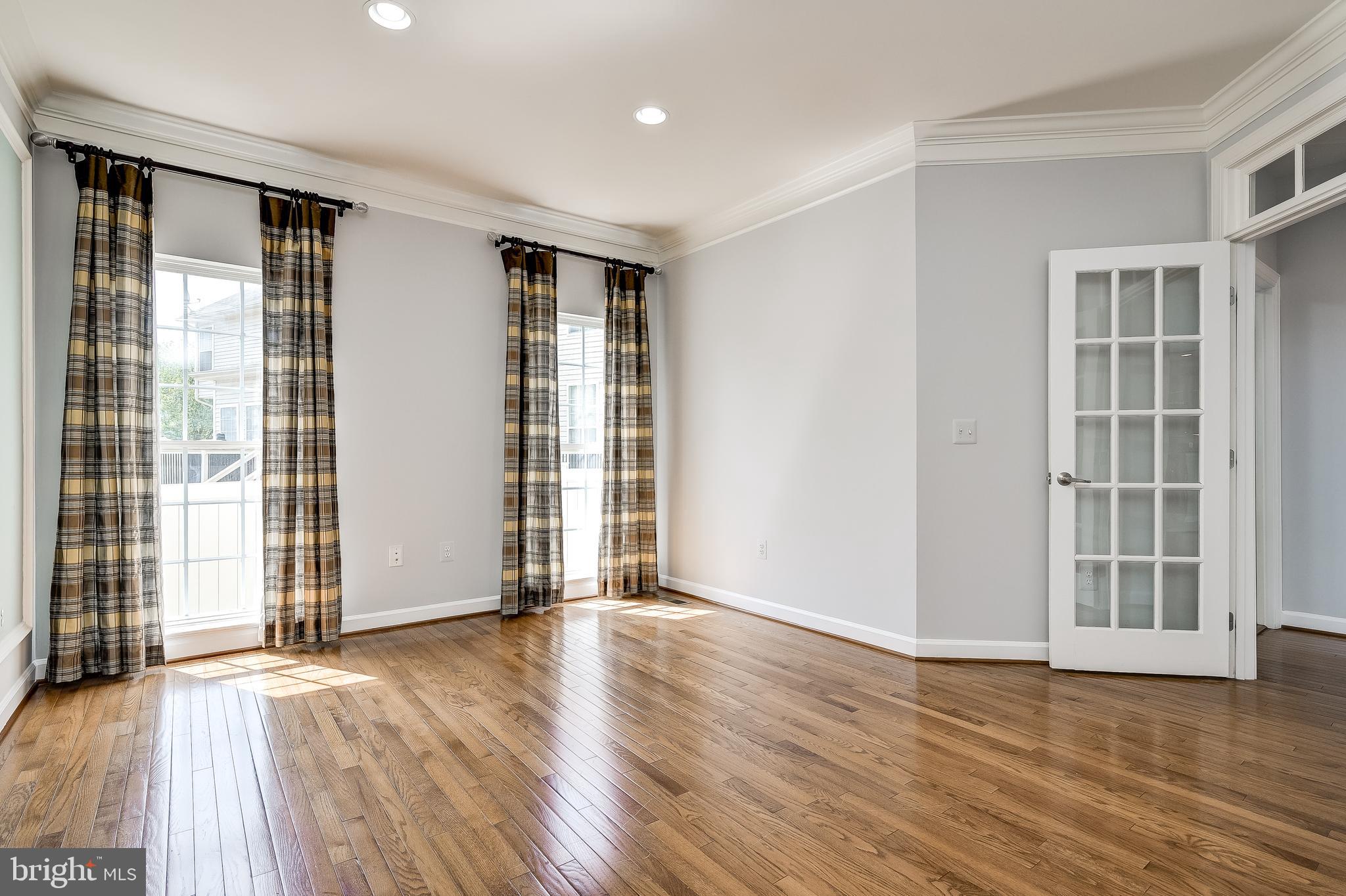 AUTUMN HILLS - Residential