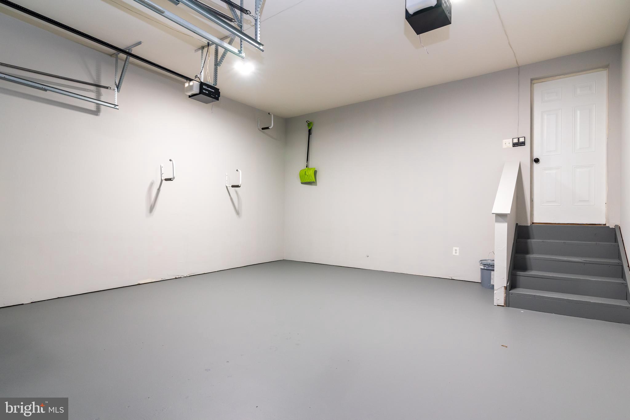 AUTUMN HILLS - Residential