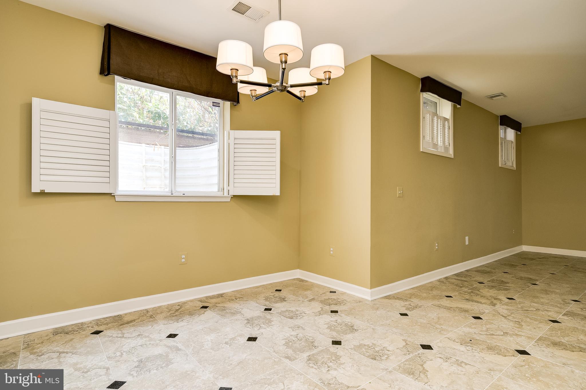 AUTUMN HILLS - Residential