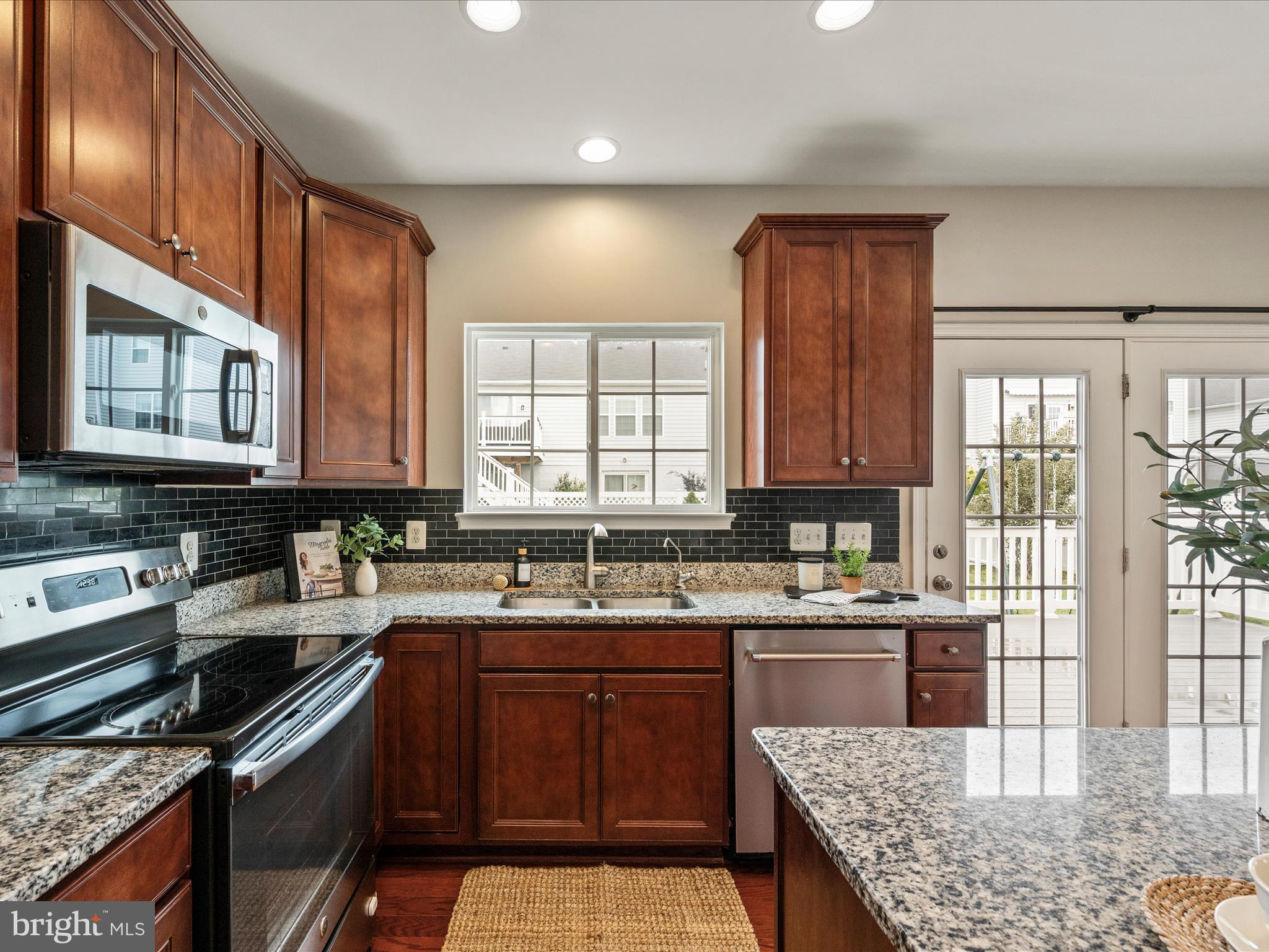 SHENANDOAH SPRINGS - Residential