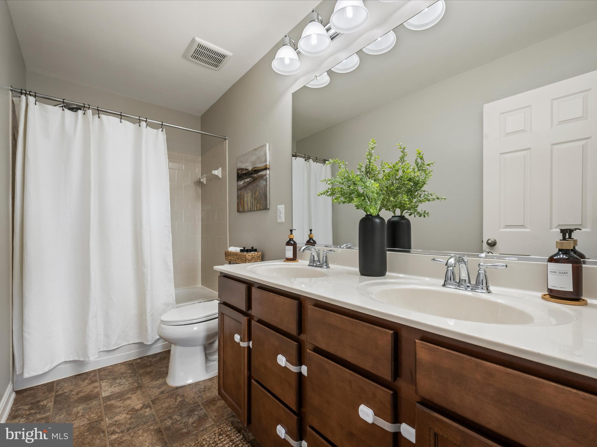 SHENANDOAH SPRINGS - Residential