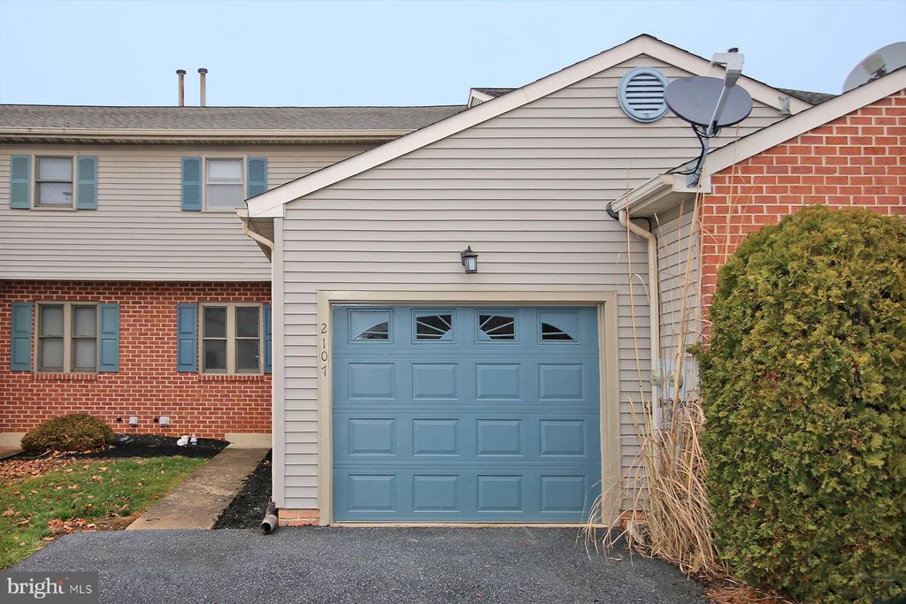 Photo of 2107 Acorn Court, LEBANON, PA 17042 (MLS # PALN2023418)