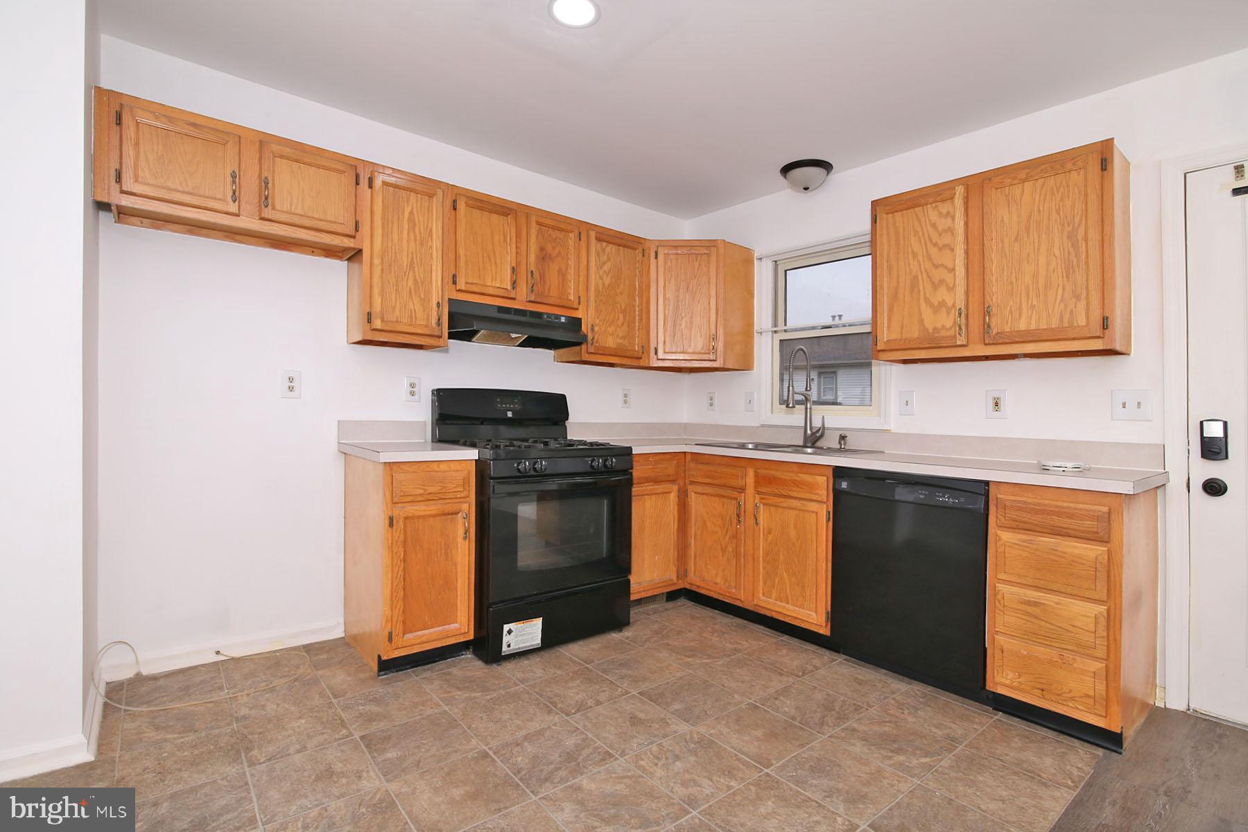 OAK HILLS DEVELOPMEN - Residential