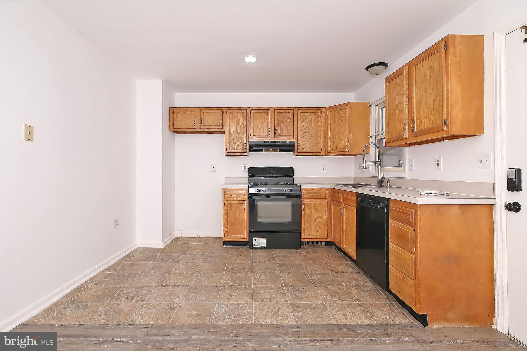 OAK HILLS DEVELOPMEN - Residential