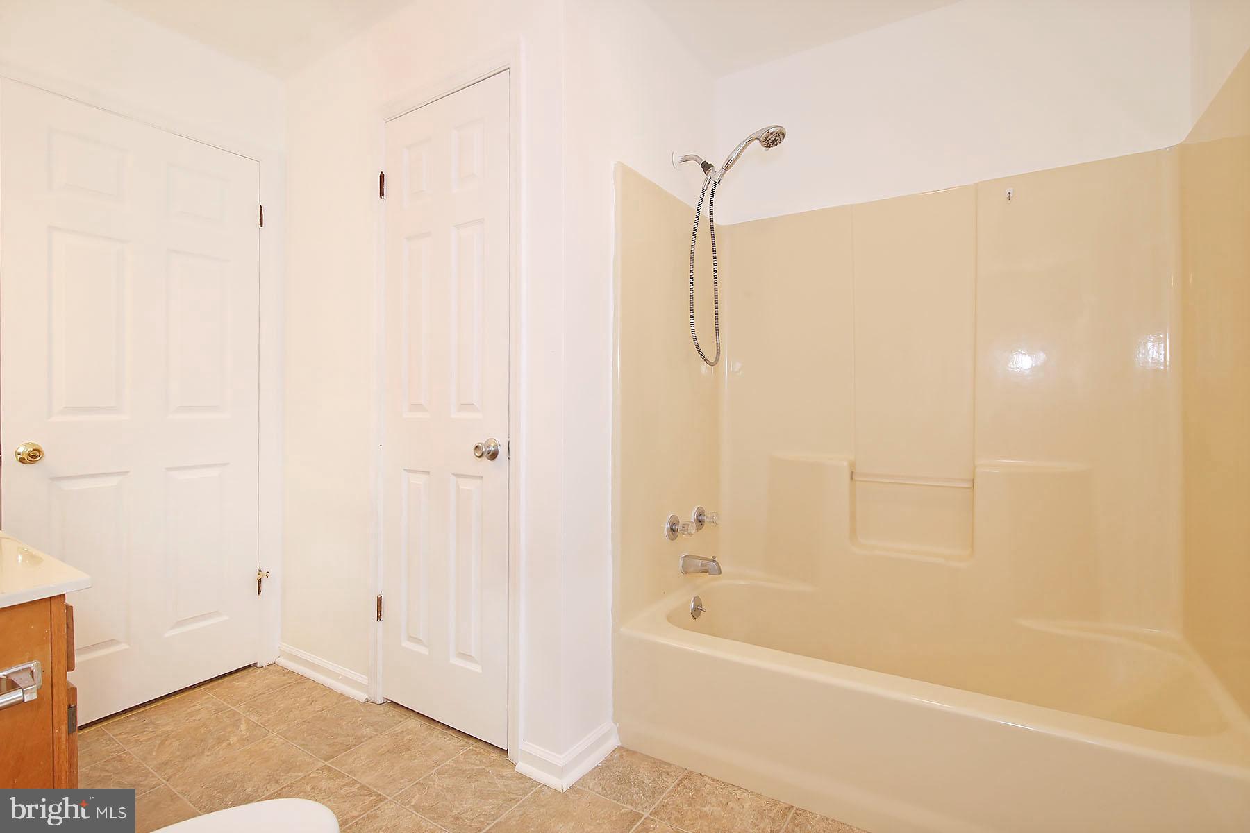 OAK HILLS DEVELOPMEN - Residential