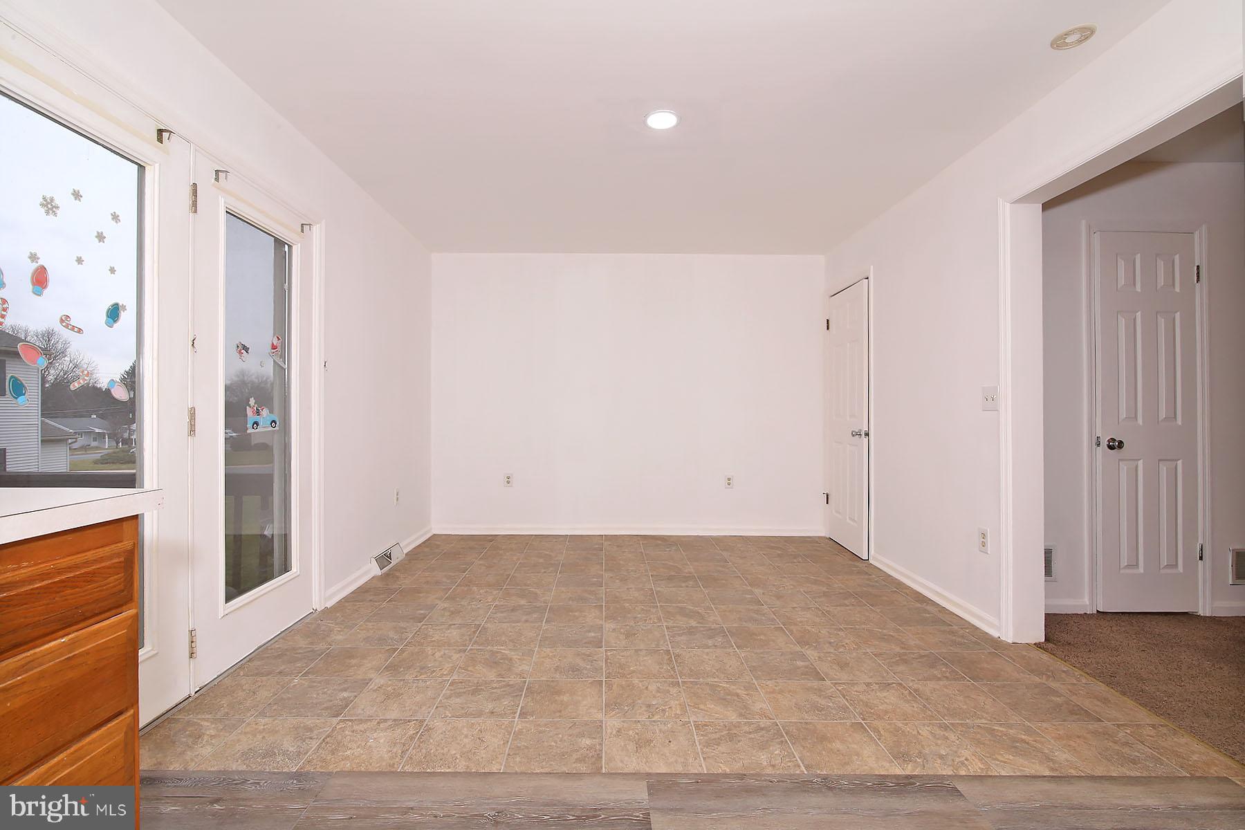 OAK HILLS DEVELOPMEN - Residential