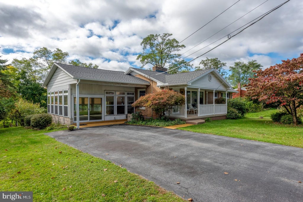 Photo of 5009 Irene Drive, HARRISBURG, PA 17112 (MLS # PADA2065108)