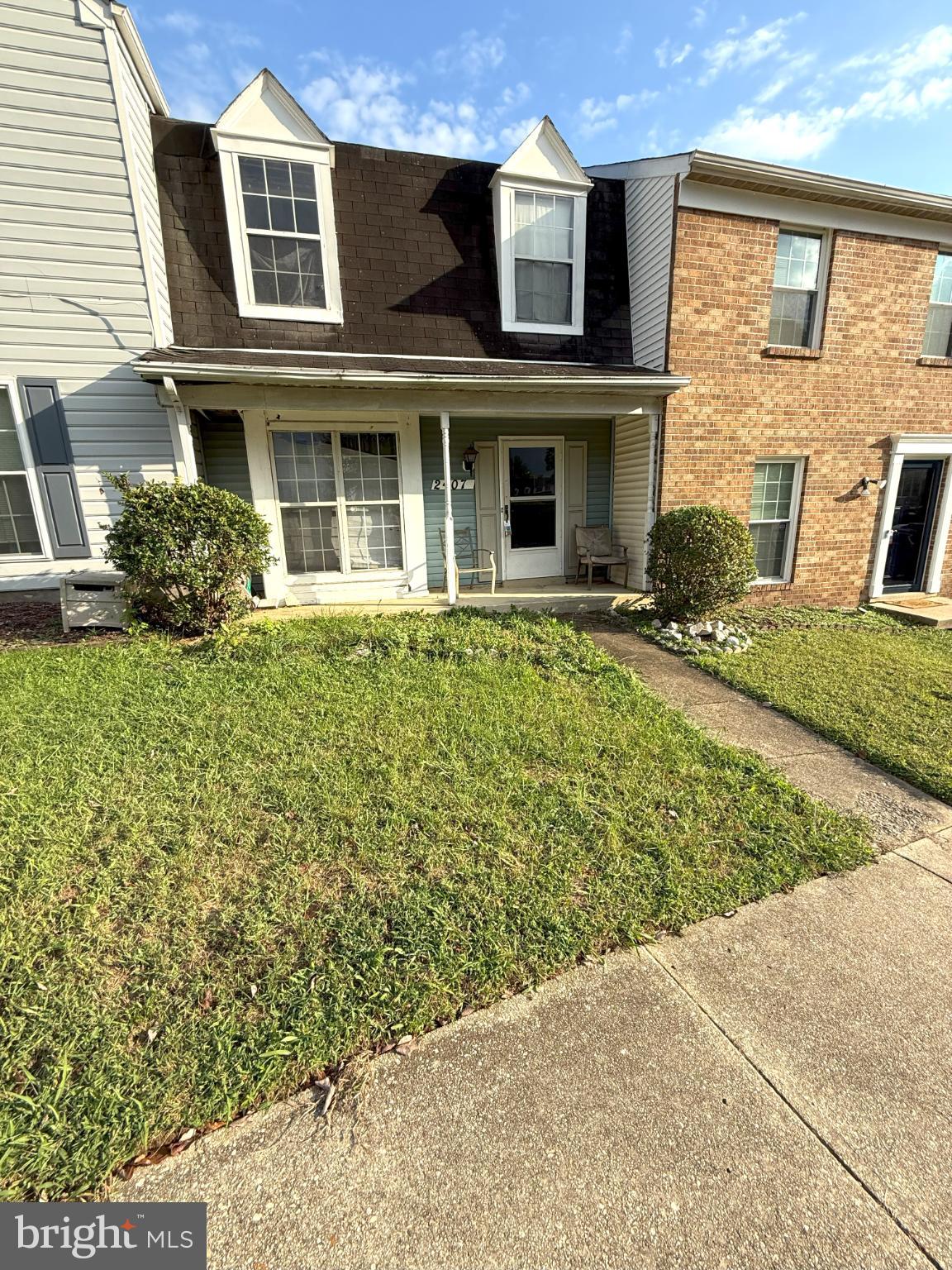 ROSECROFT VILLAGE - Residential