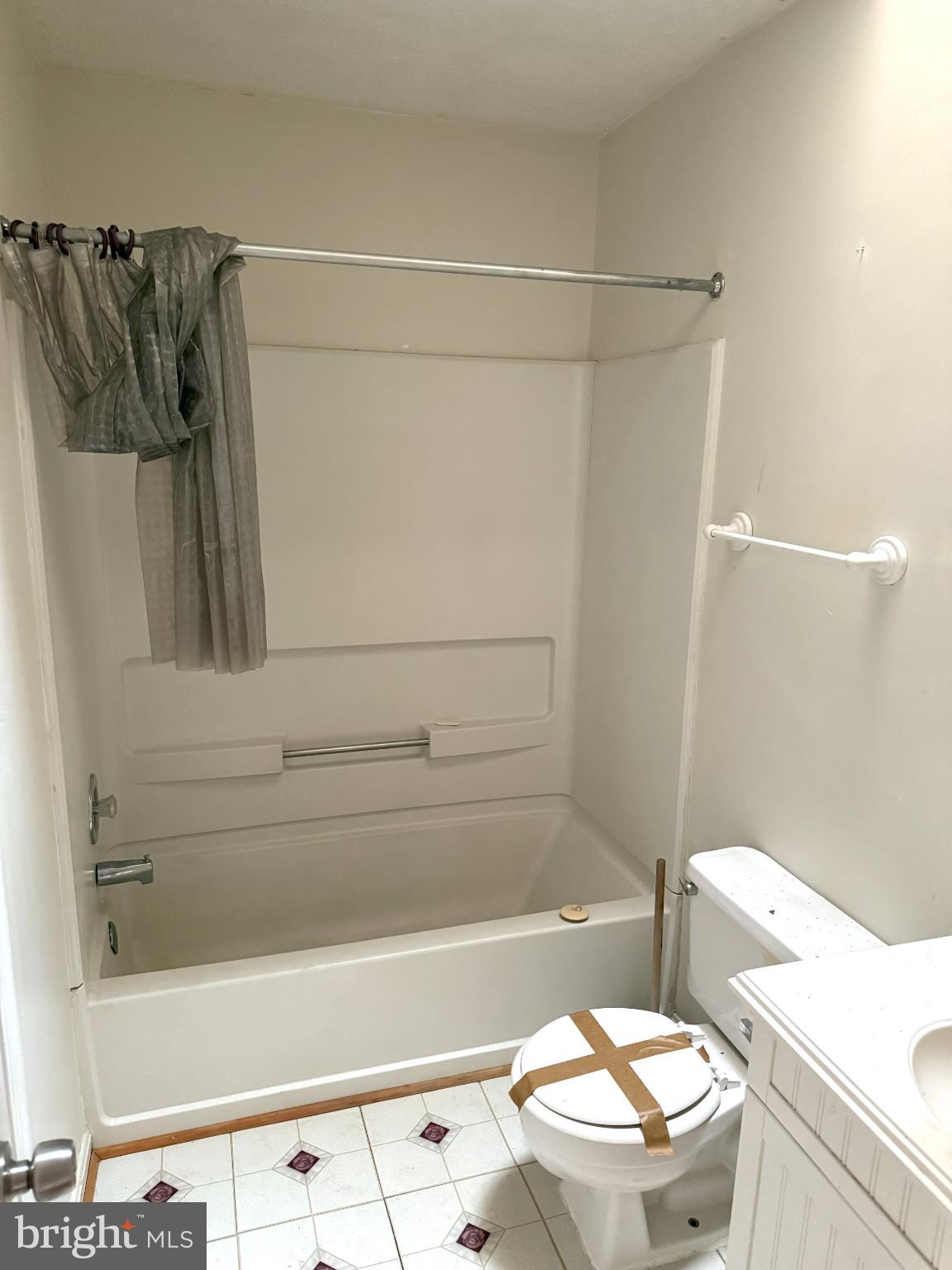 ROSECROFT VILLAGE - Residential