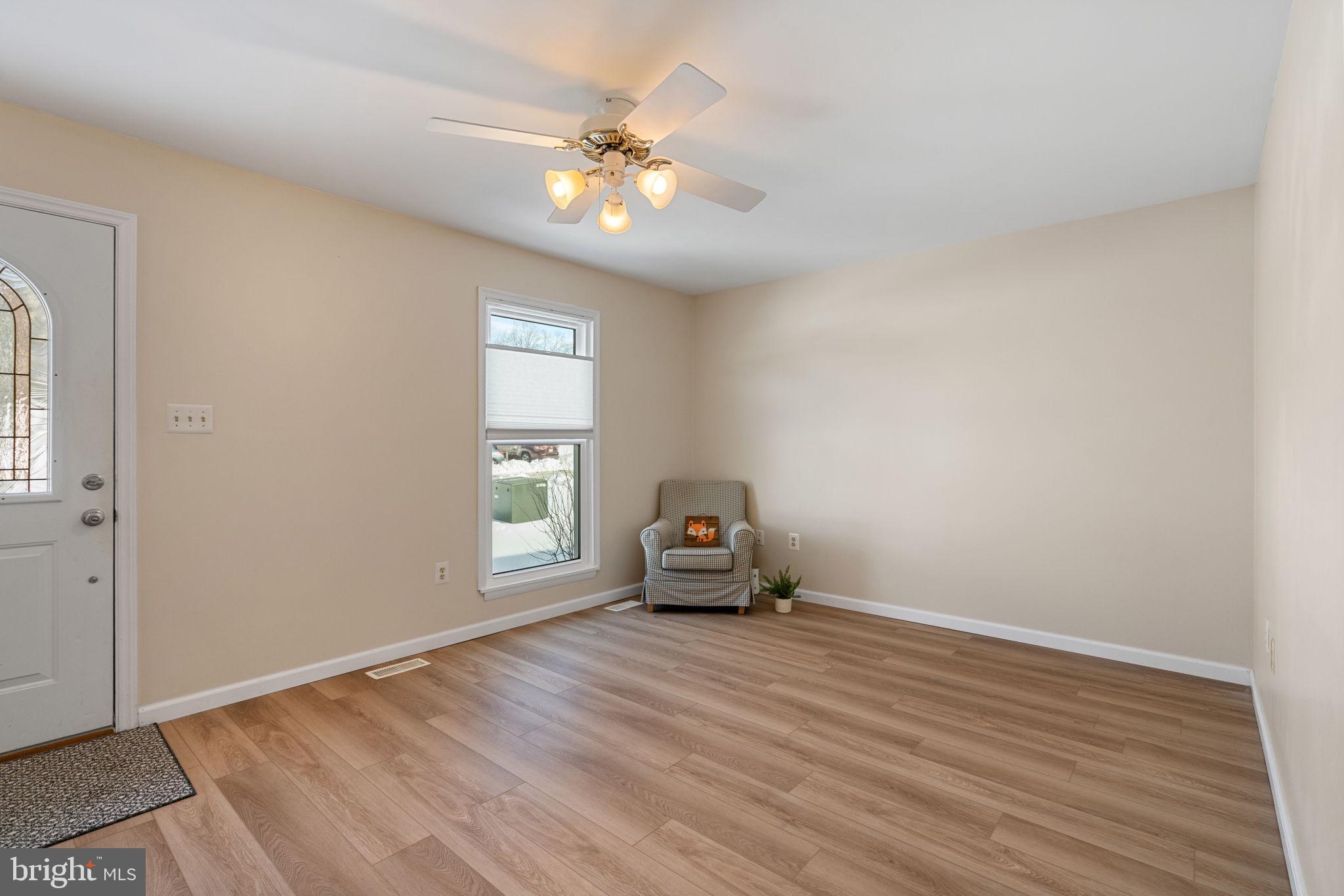 5606 ROUNDTREE DRIVE