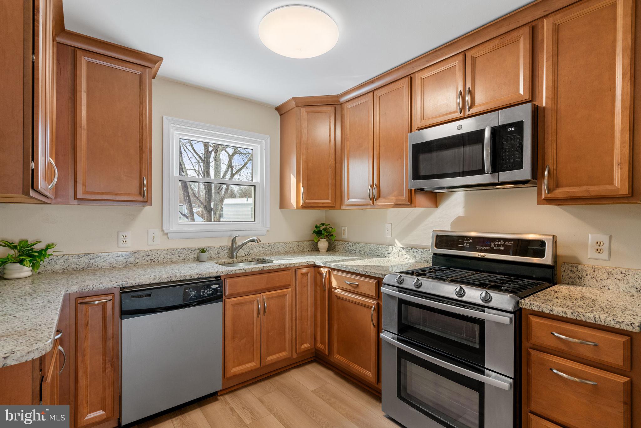 DALE CITY - Residential