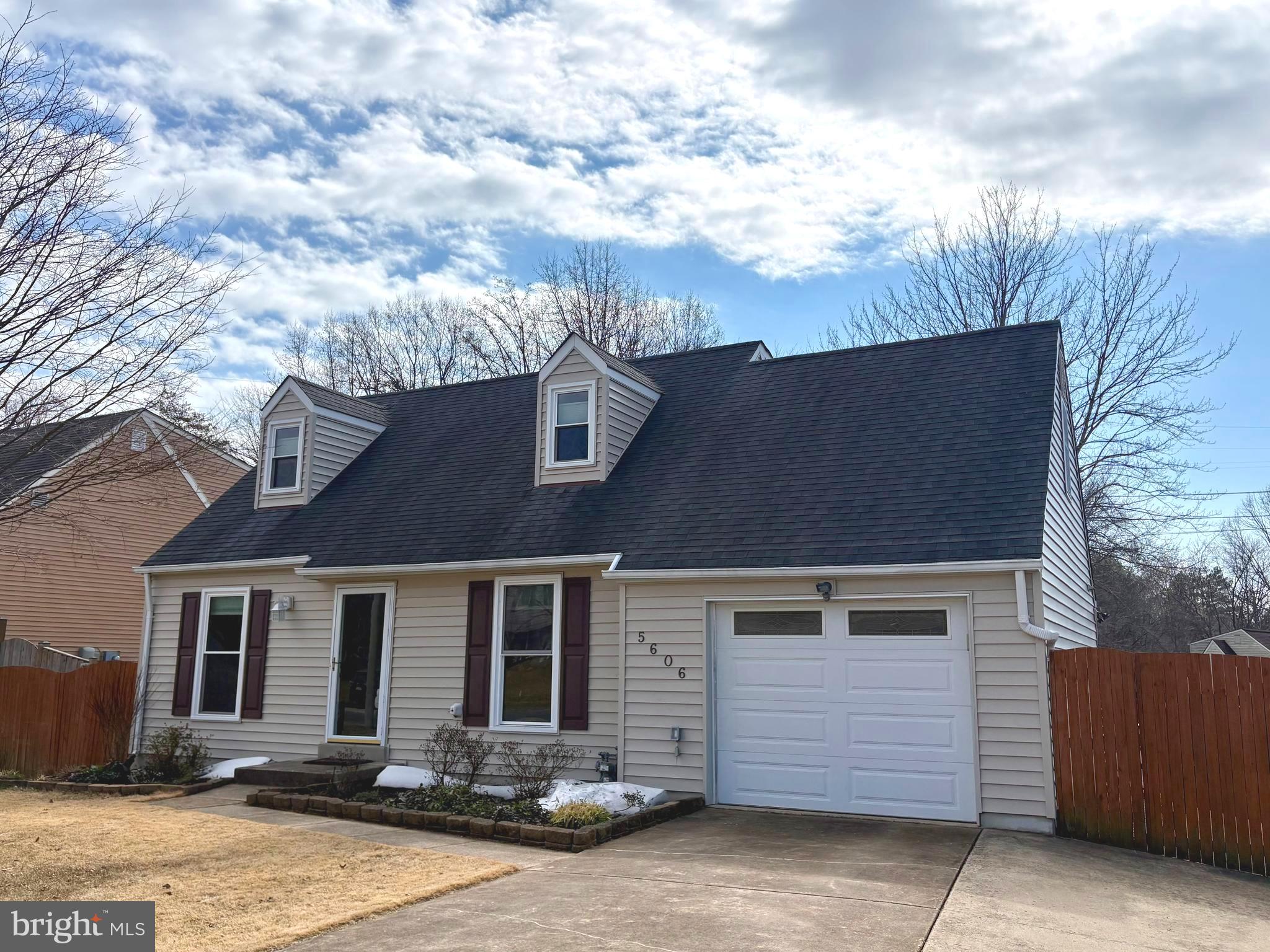 DALE CITY - Residential