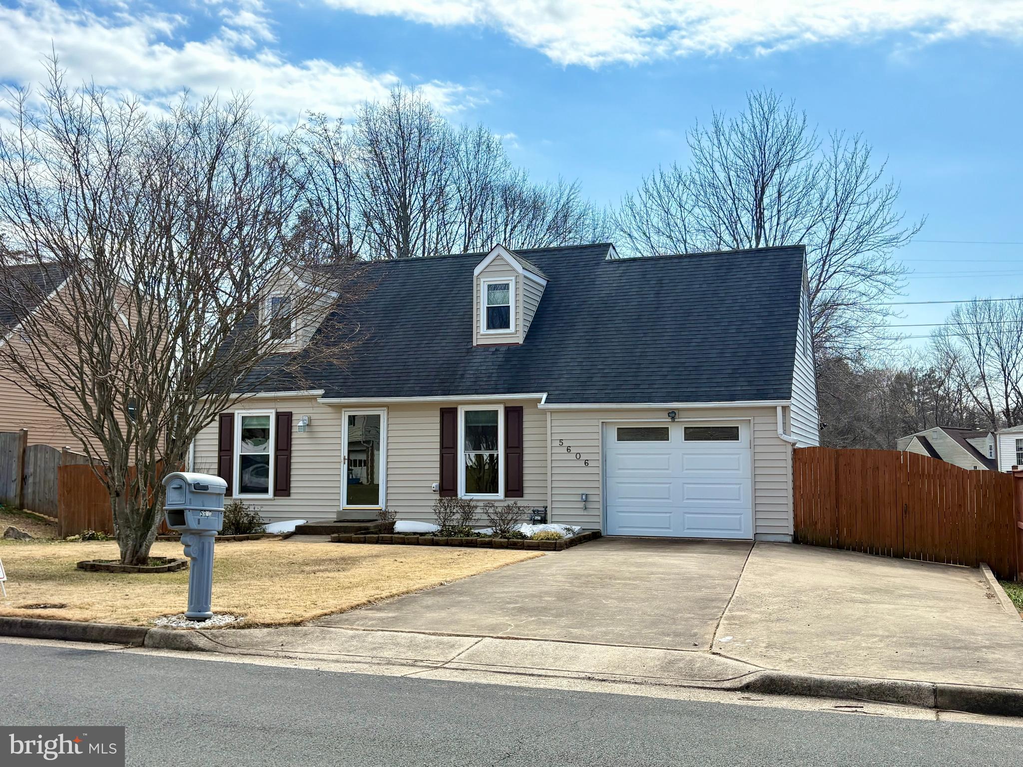 DALE CITY - Residential