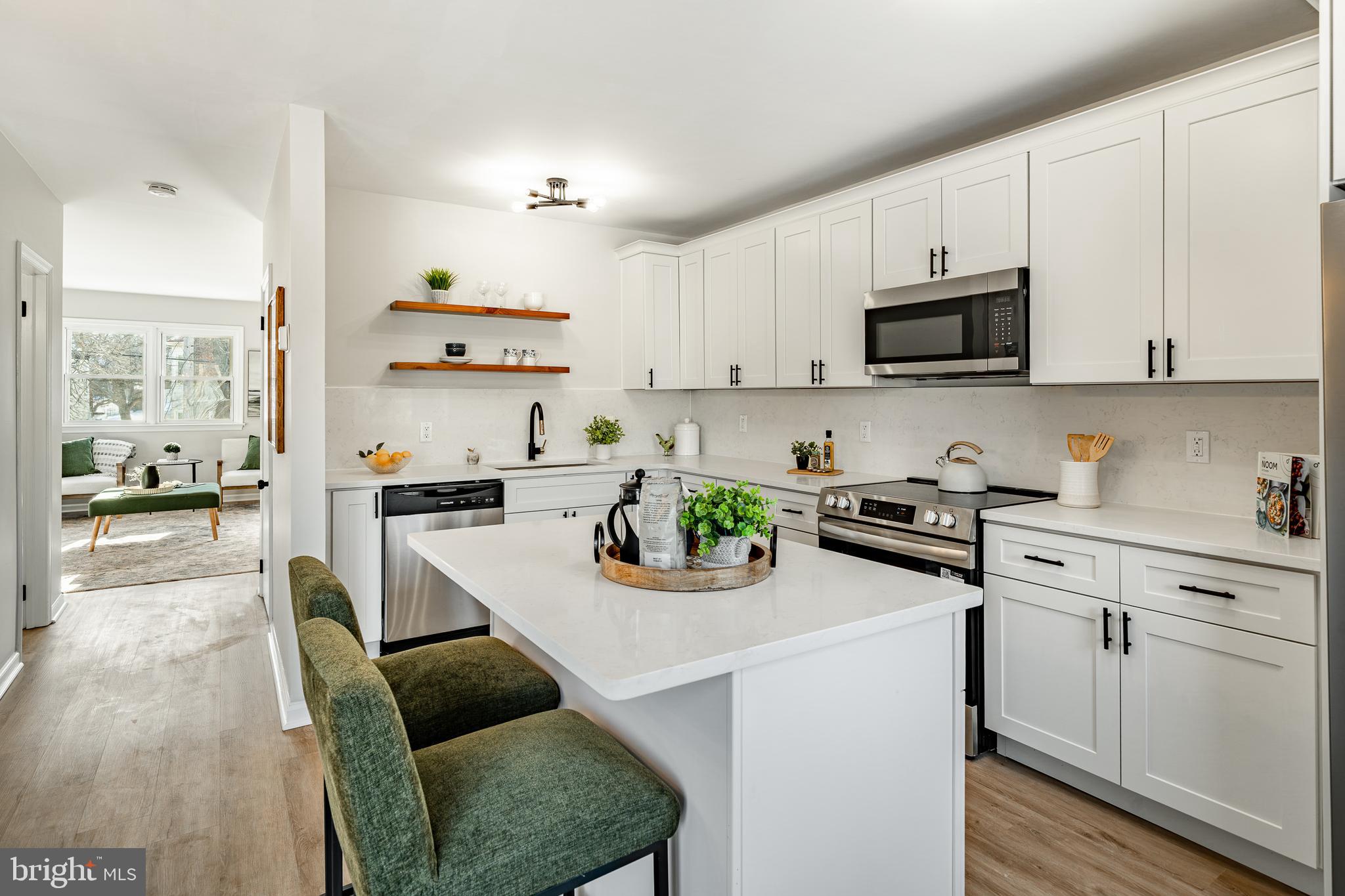 61 PENNSYLVANIA AVENUE