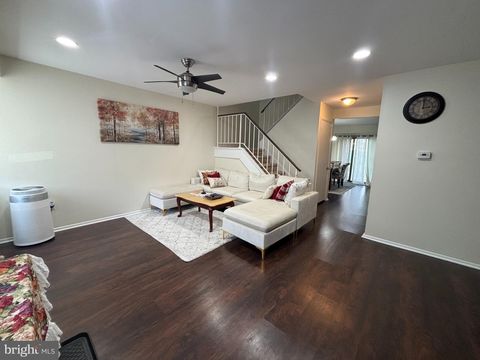 Townhouse For Sale - 35 Harwood Lane<br/> Camden County, CLEMENTON, NJ 08021