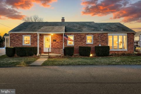 2 S HILL STREET SHREWSBURY PA 17361