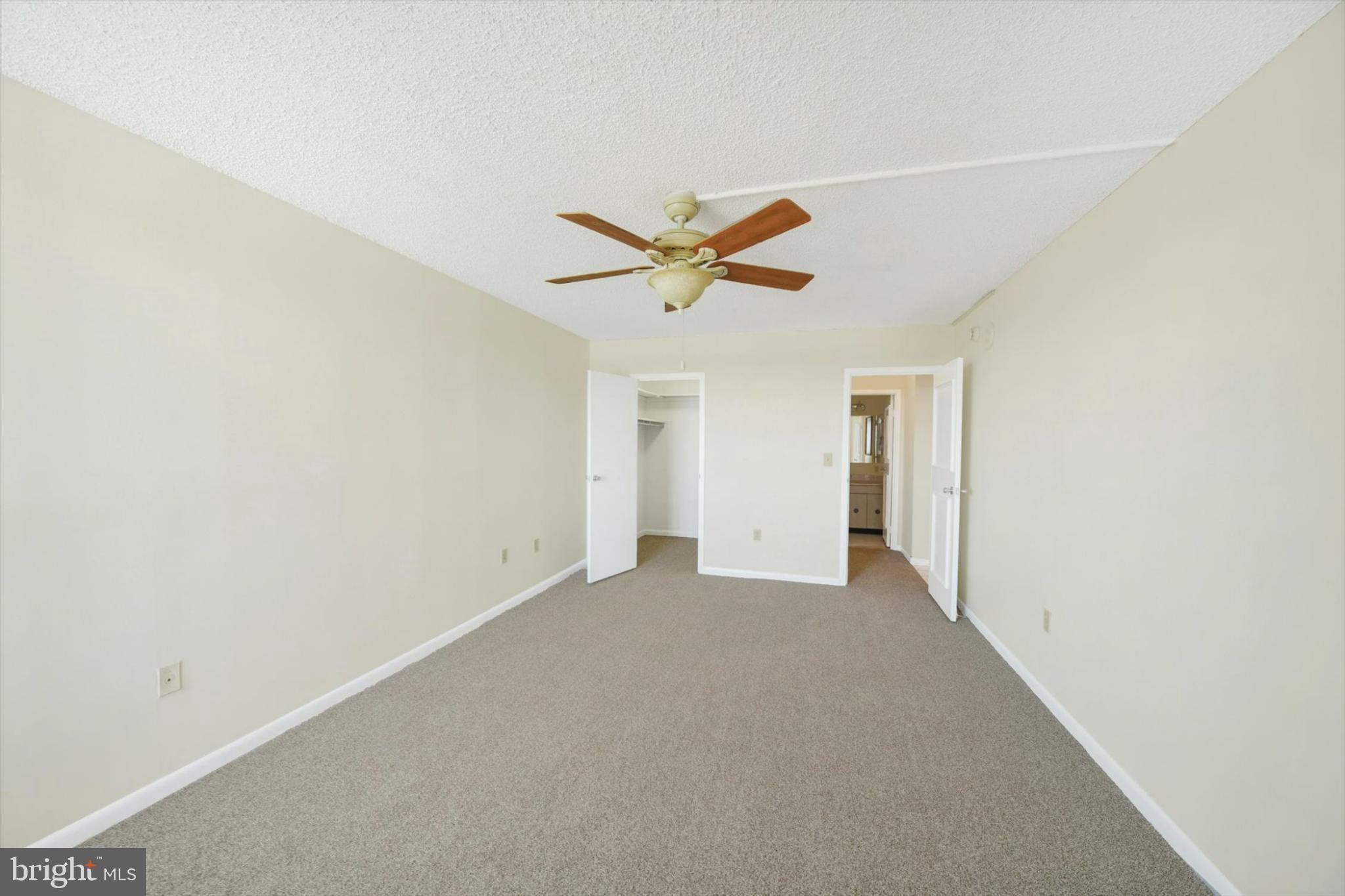 RIDGELY TOWSON CENTER - Residential
